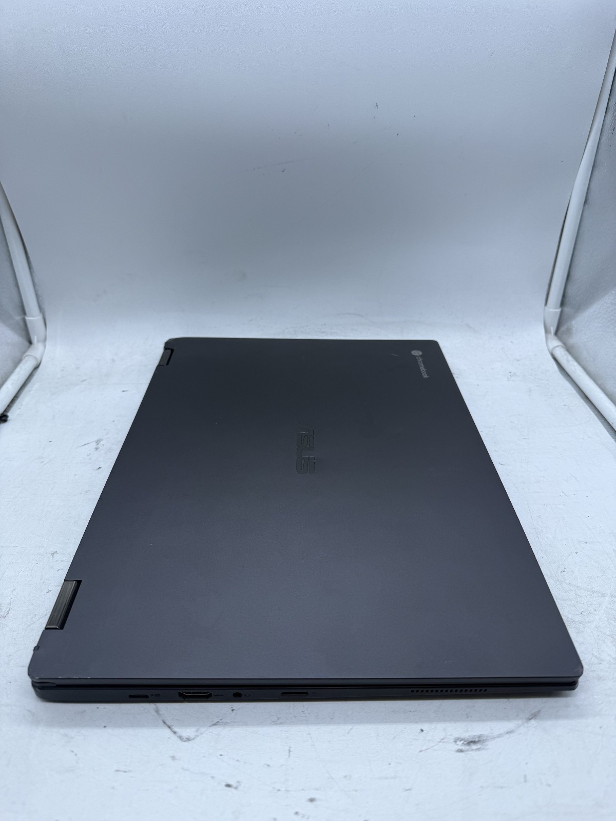 ASUS Chromebook 16″ i3 12th Gen 8GB 128GB (READ)