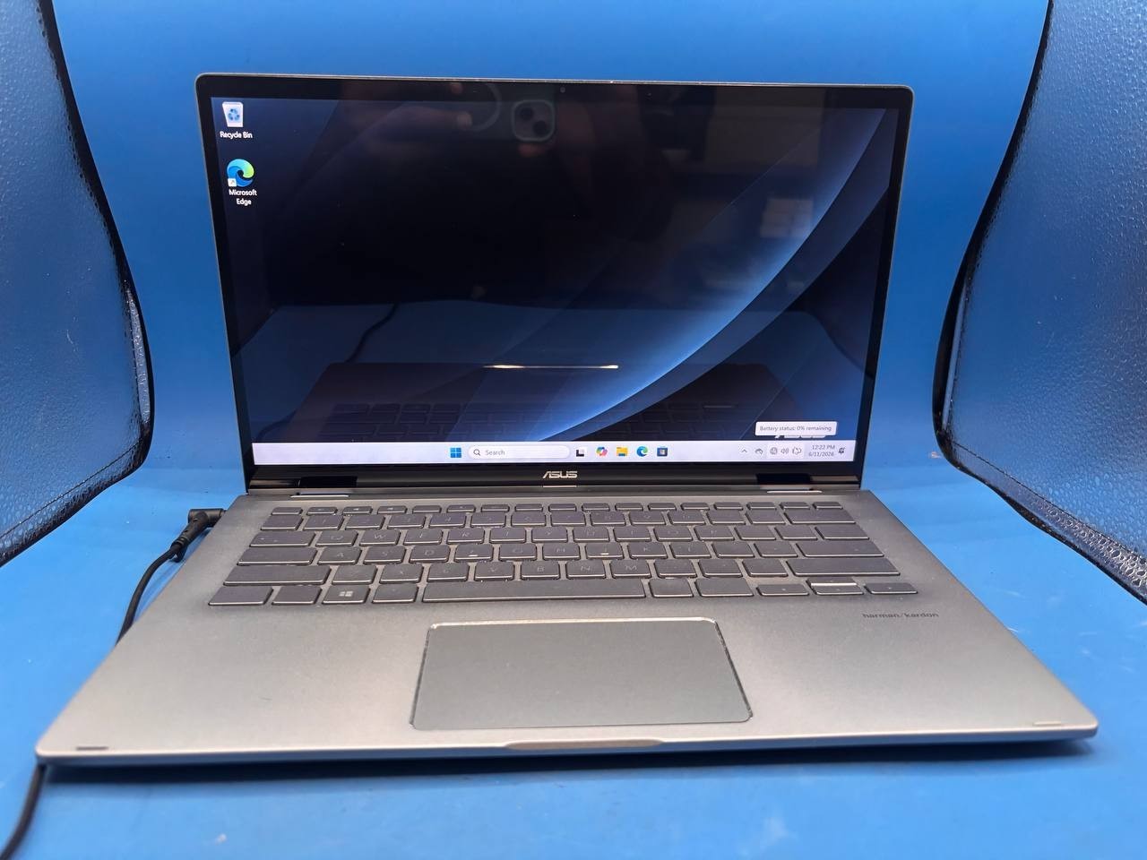 ASUS Q406D 14” Touch 2-in-1 Laptop Ryzen 5 3500U 8GB 256GB SSD As Is Read PH9