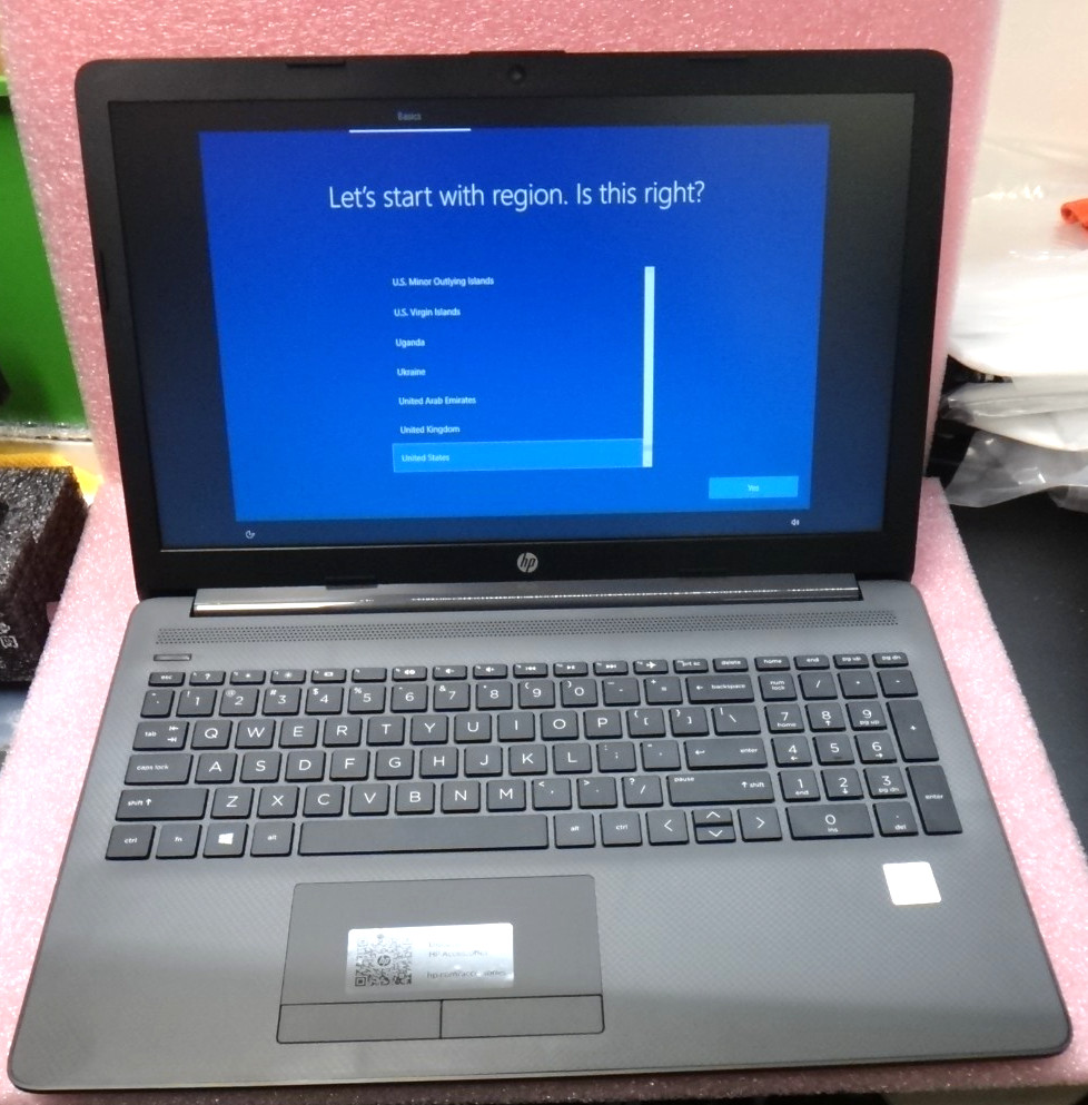 HP 250 G7 15.6″ Intel Core i3 10th Gen i3 1005G1 4 GB RAM 256 GB SSD Windows 10