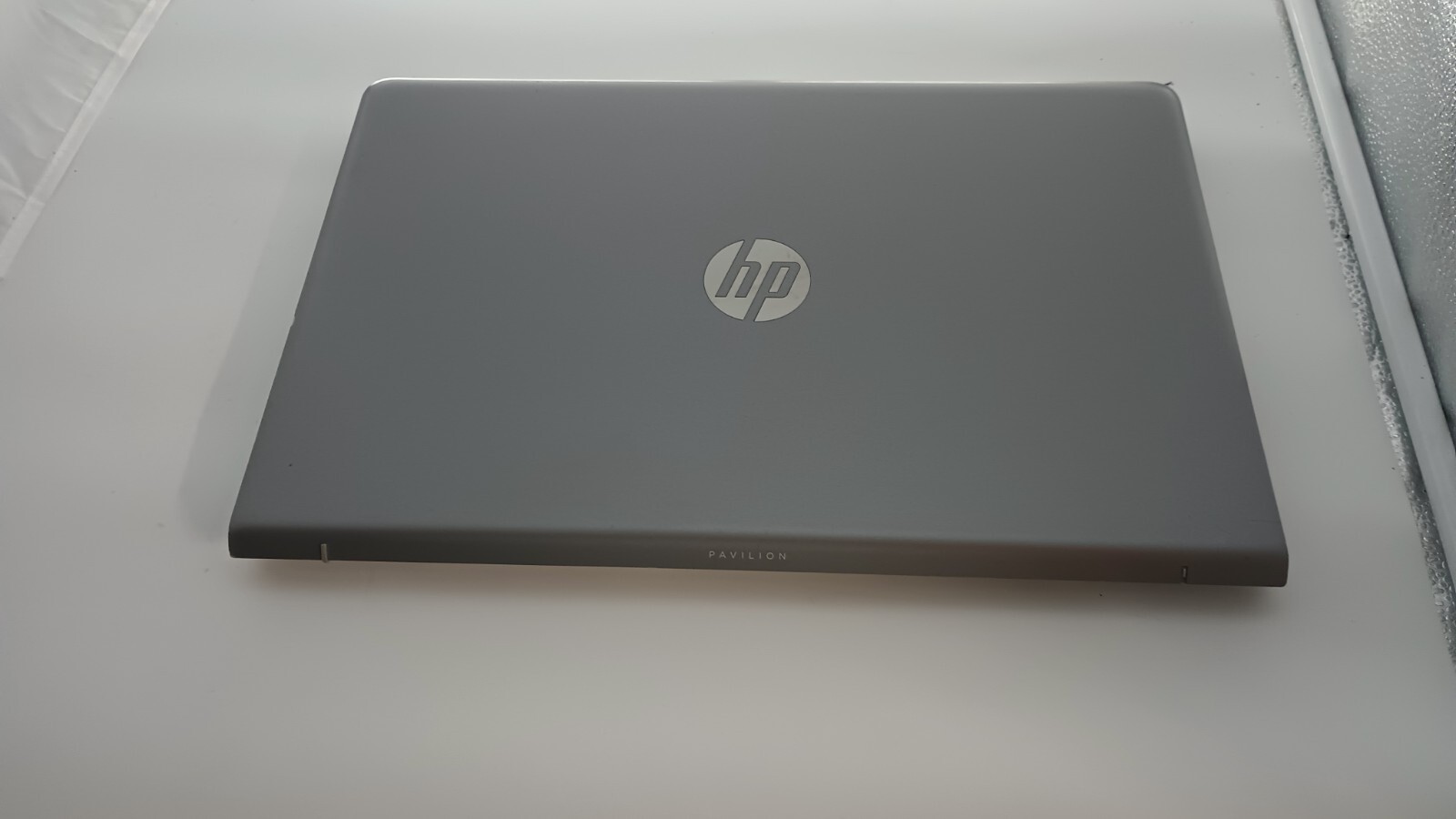8014 Pavilion 15-CC1xx w/charger. i5-8250U.8GB.128GB M.2.Optical.15.6″ Touch.W11