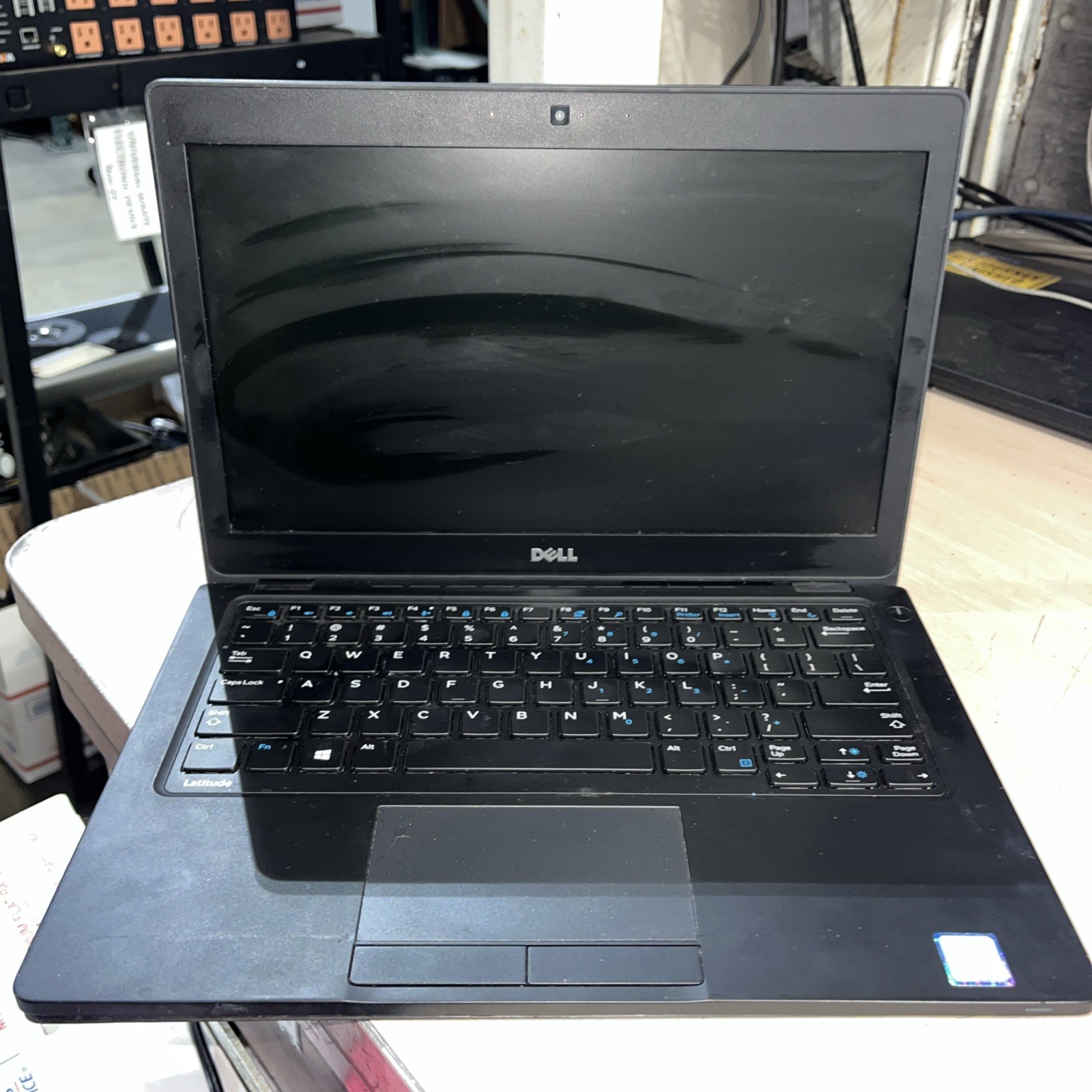 DELL LATITUDE 5280 INTEL CORE I3-7100U 2.40GHZ 8GB RAM NO HD ‘