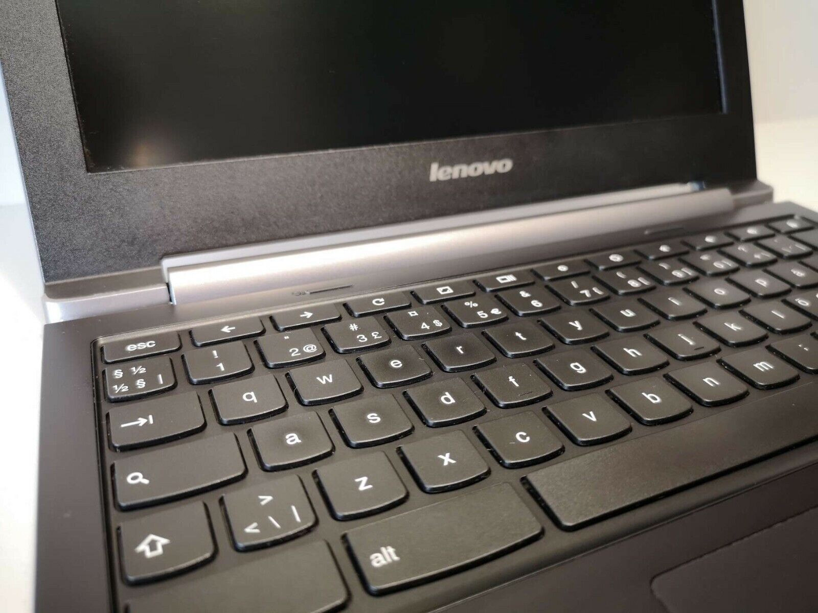 Lenovo ThinkPad Chromebook 2GB RAM 16GB eMMc WebCam USB 3.0