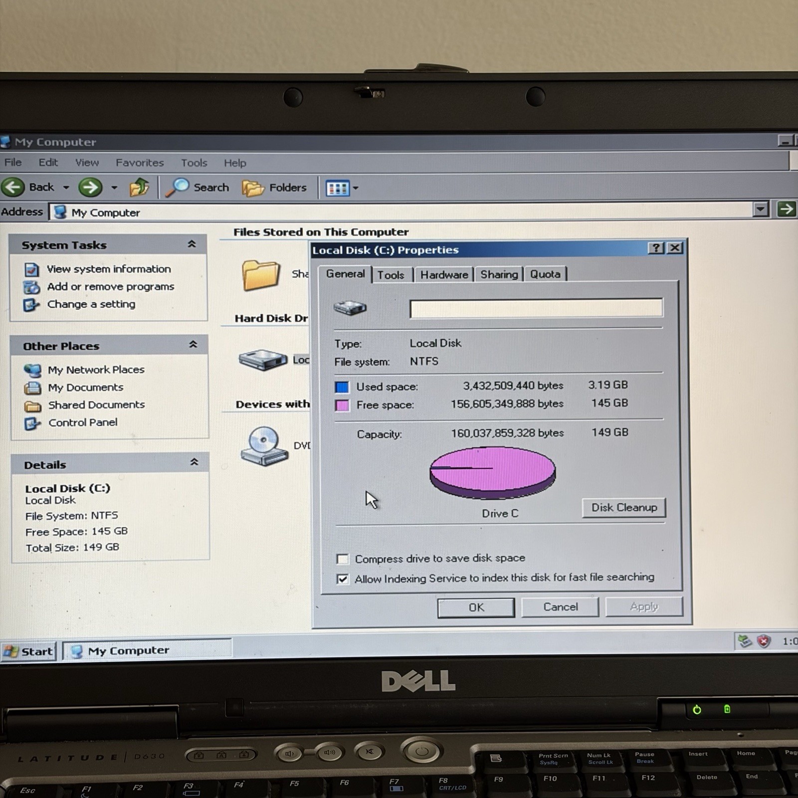 Dell Latitude D630 Fresh Load XP Pro T7250 SP3 RS232 DVD 2GB 150GB RW DVD