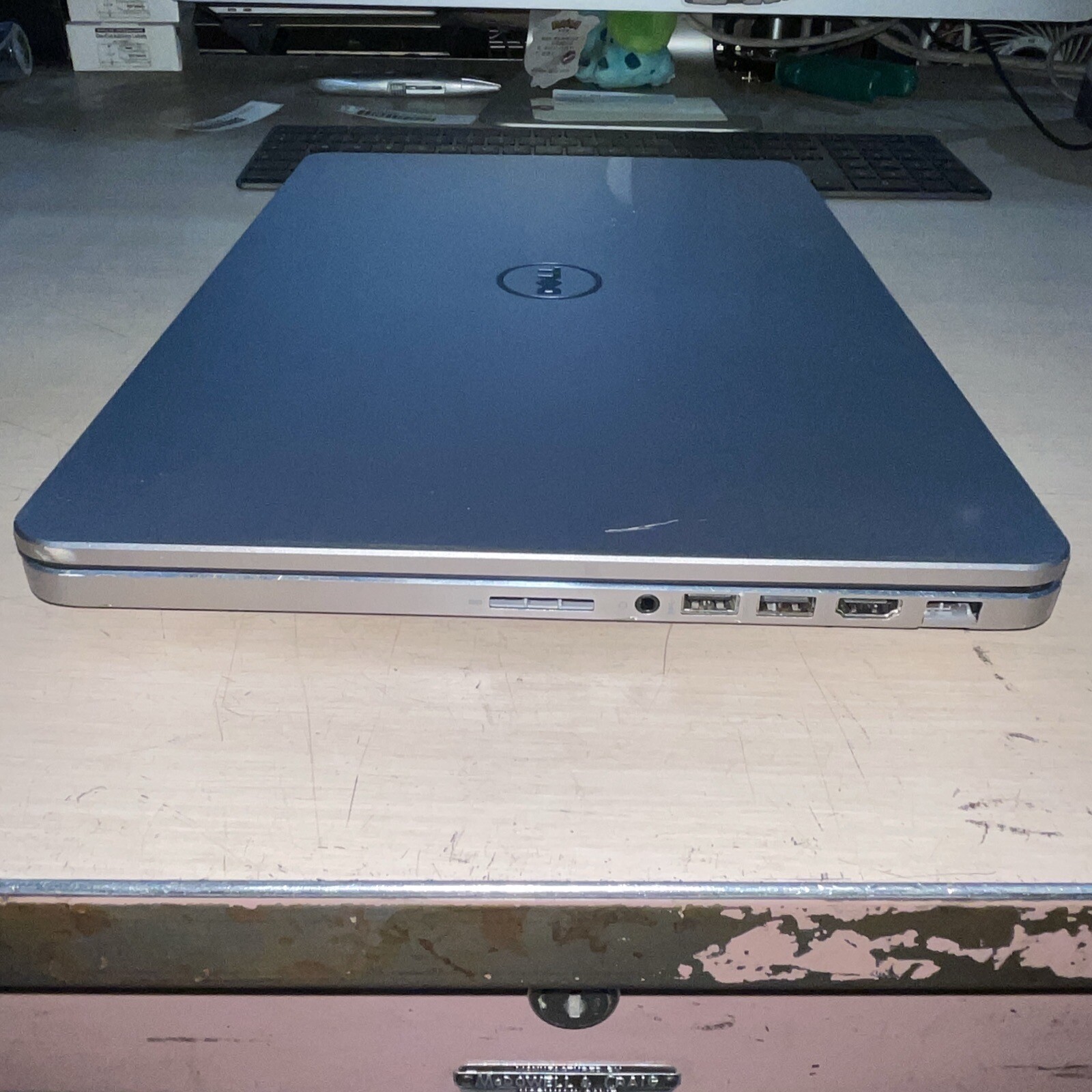 Dell Inspirion 15 7000 Series i5 8GB RAM **NO HD NO OS NO CADDIE**