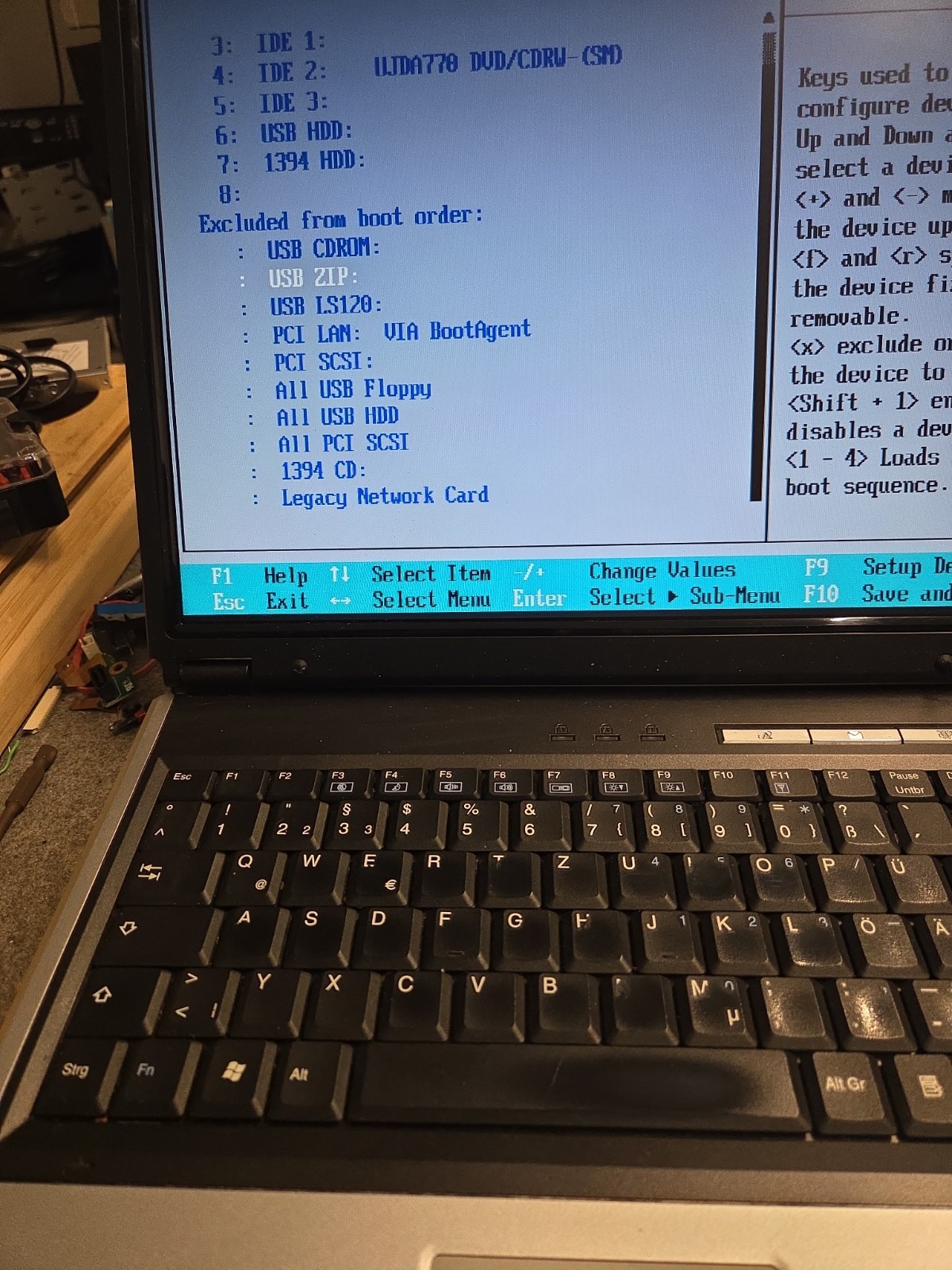 Terra Anima 2100 Retro Laptop Clevo M55V Celeron M BIOS Boots