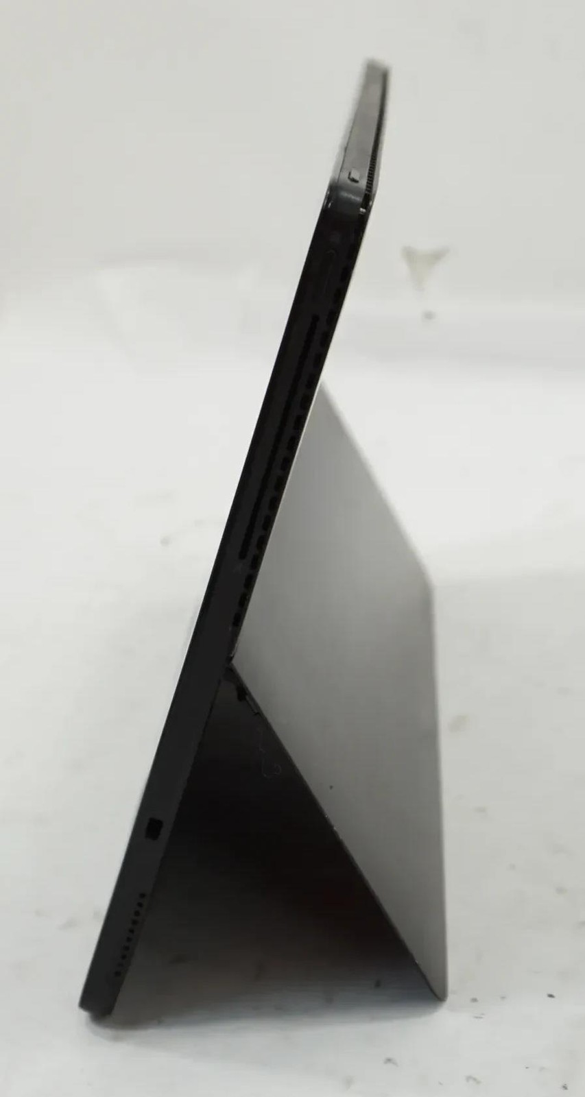 Dell Latitude 5290 2-in-1 Core i7-8650U 1.9GHz 16GB 128GB Touch – Good working