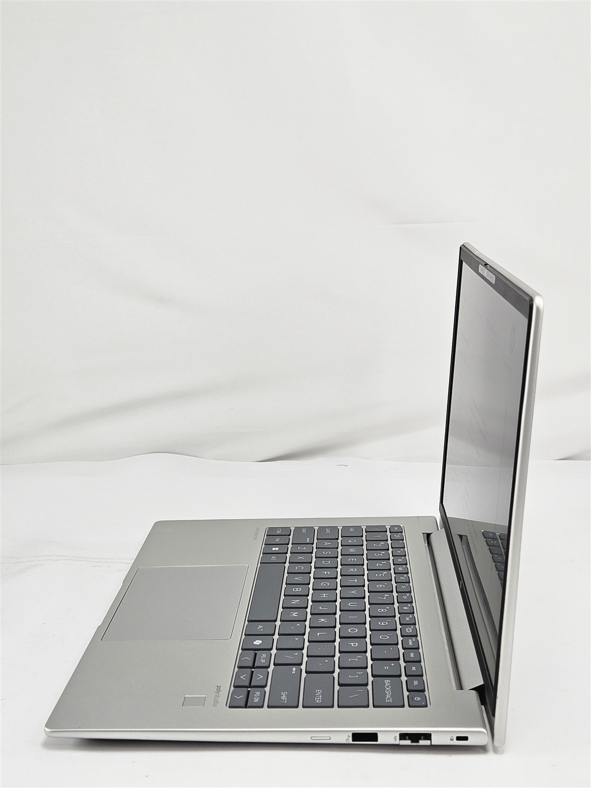 HP ProBook 445 G11 Silver 14″ Ryzen 7 7735U 16GB RAM No Storage Radeon 680M