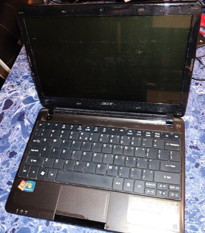 For parts or not working Acer Aspire One 722 – 0427 Laptop 11.6″