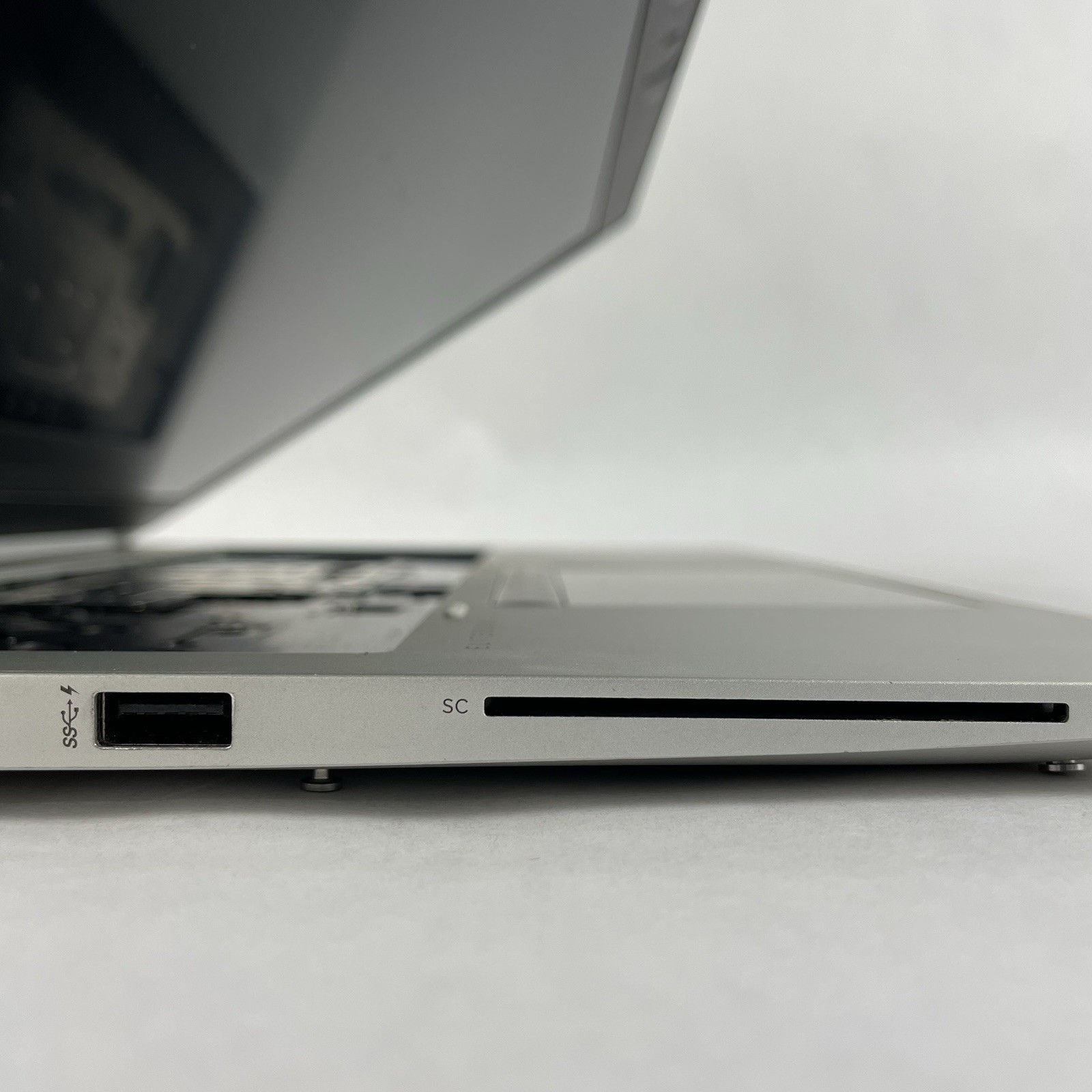 HP EliteBook 850 G6 15.6″ i5-8365U 1.60 GHz 8 GB RAM No SSD/OS/AC – No Keyboard