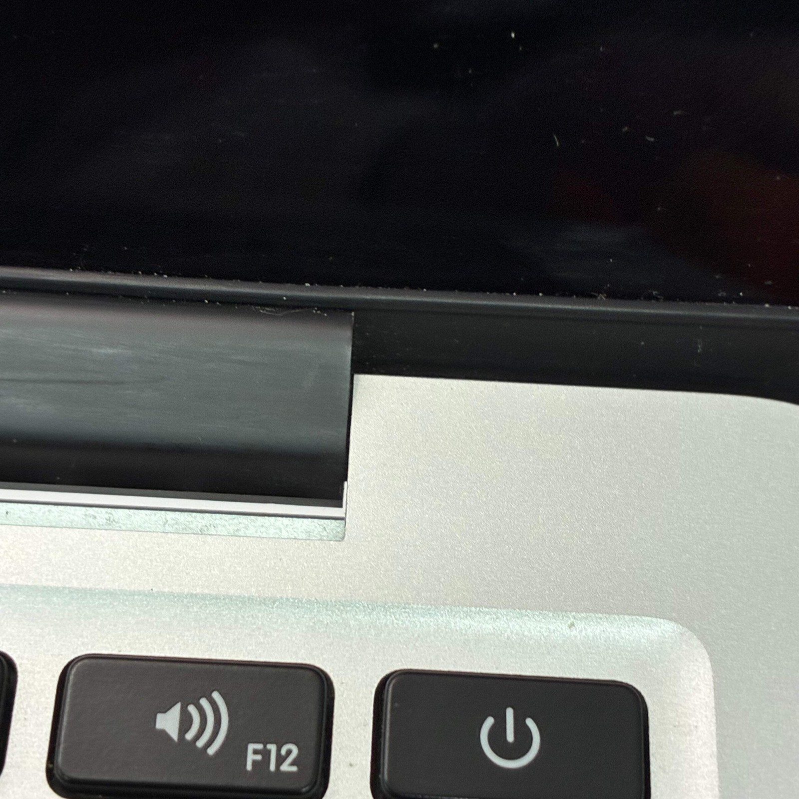 Apple MacBook Pro 13″ 2015 A1502 i5 2.9GHz 8GB 512GB SSD Silver Retina – Needs B