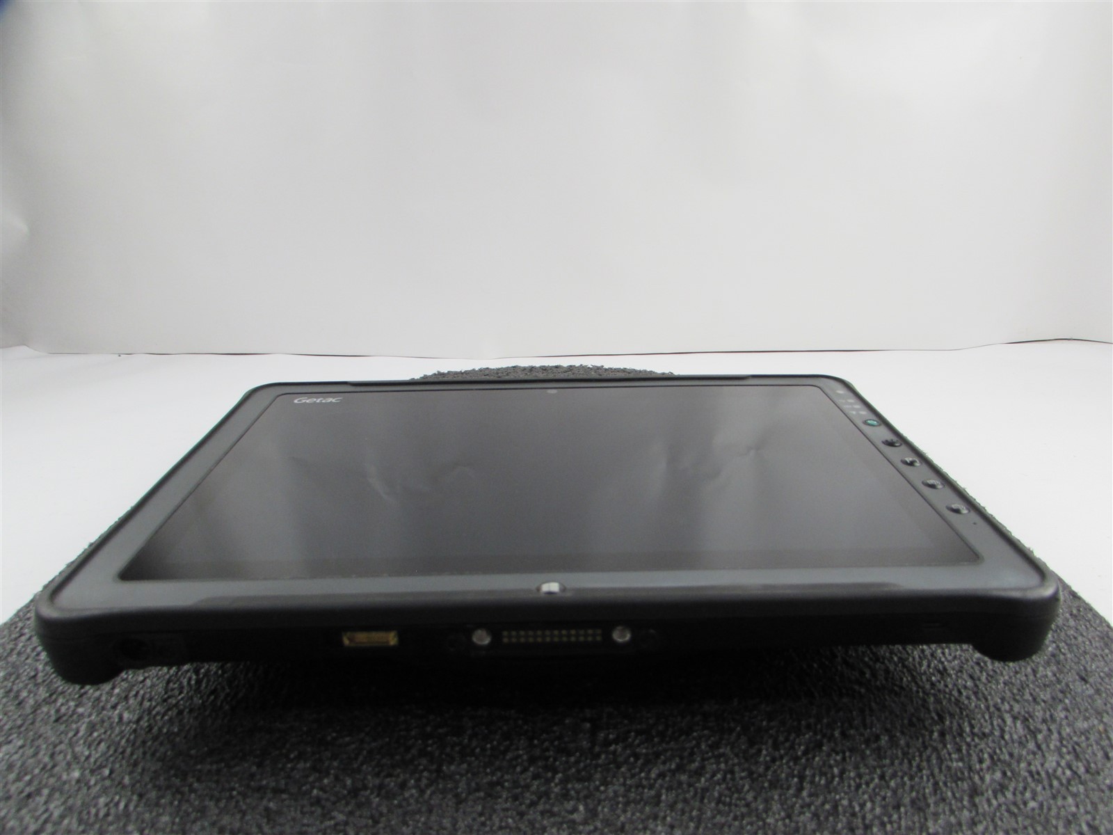 GETAC RUGGED TABLET F110 (G4) 1920X1080 FHD I5-7200U 128GB SSD 8GB RAM NO O.S