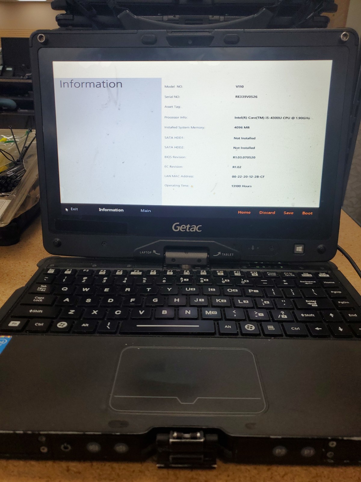 GETAC V110 Laptop Tablet Touch Screen i5-4300U 1.90GHz 8gB No HDD 13100hrs