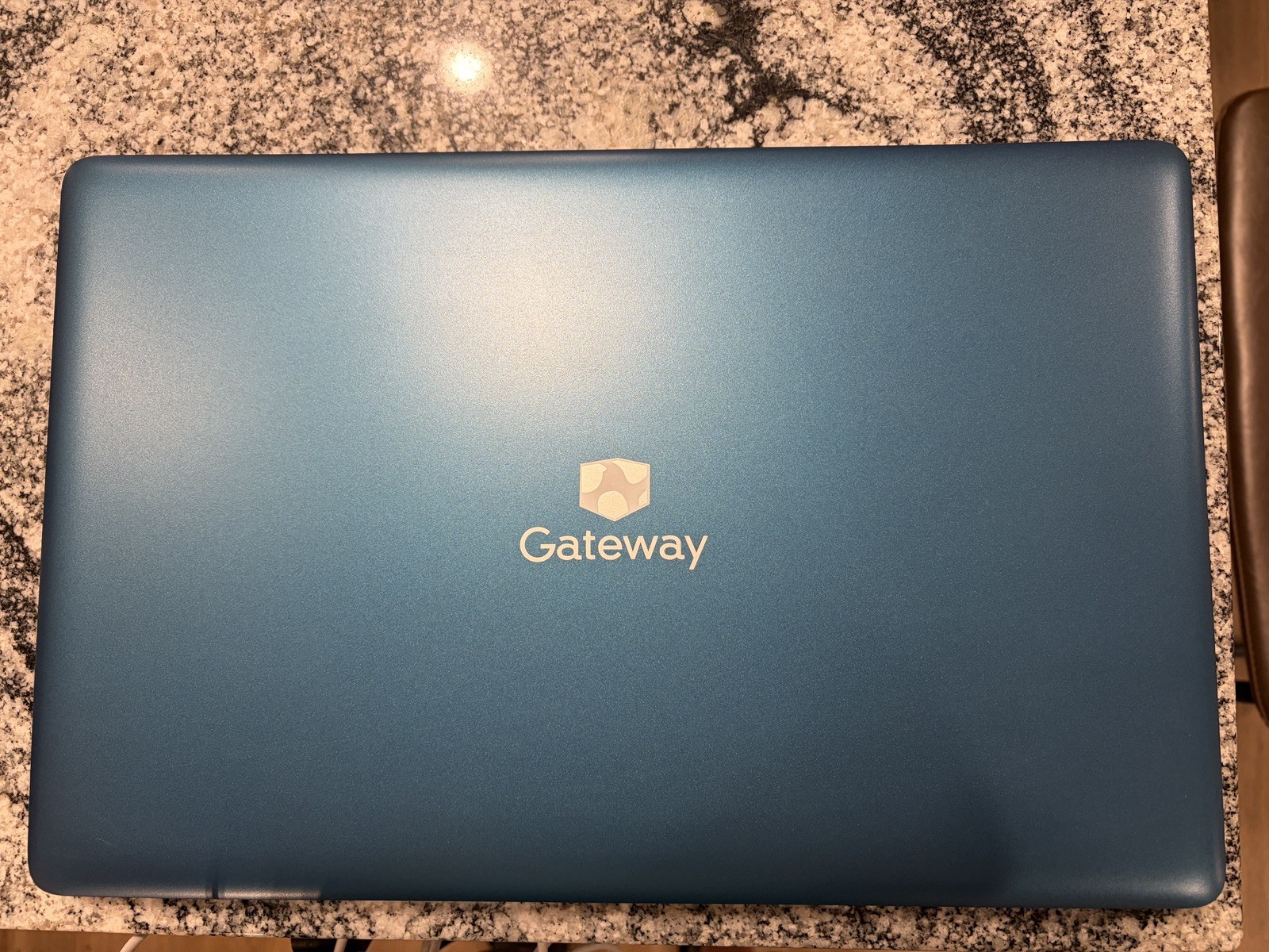 Gateway 15.6” Ryzen 5 3450U Laptop 16GB RAM 256GB SSD Windows 11, Charger, &Case