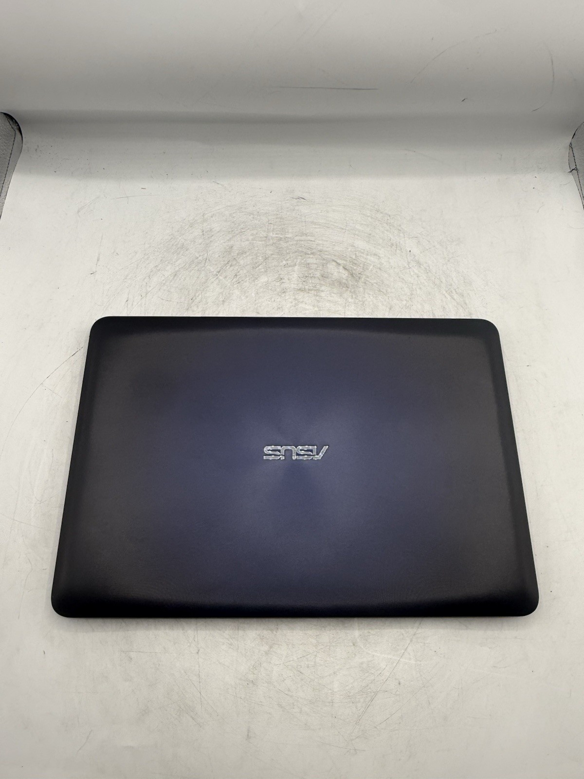 ASUS X556UR-FB72 15.6” Intel i7-6500U 2.50GHz 8GB RAM 930MX READ