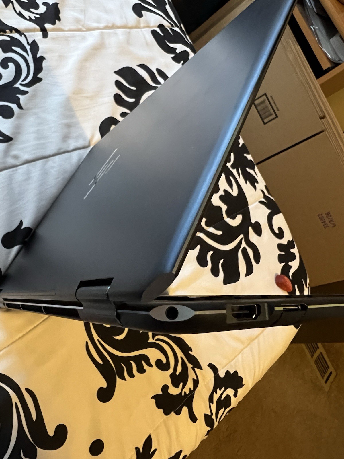 HP Spectre x360 16″ 2-in-1 Laptop Intel i7 16GB RAM 1.86TB SSD Touchscreen Pen