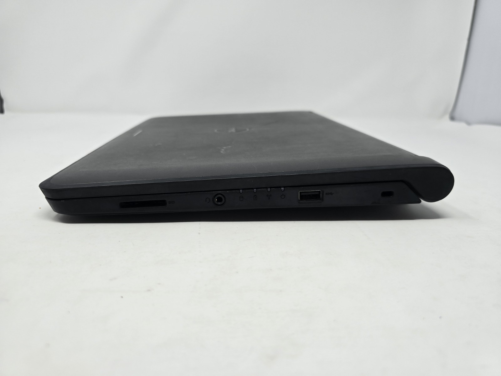 Dell Latitude 3340 Laptop Core i3-4005U 1.70 GHz 8 GB RAM NO HD NO OS #58