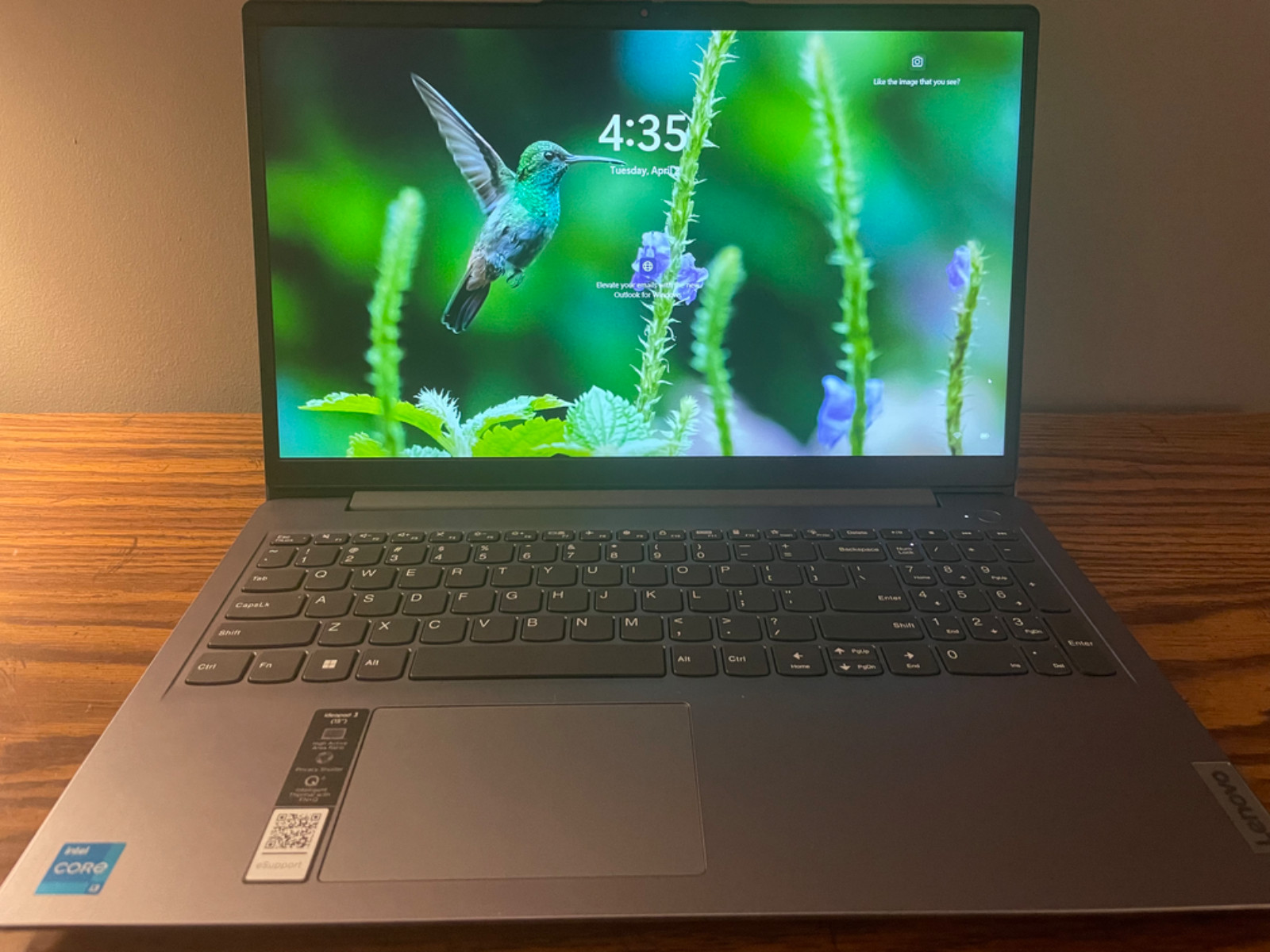 Lenovo – Ideapad 3i 15.6″ (512GB SDD, Intel Core i5-1155G7, 8GB RAM) Laptop -…