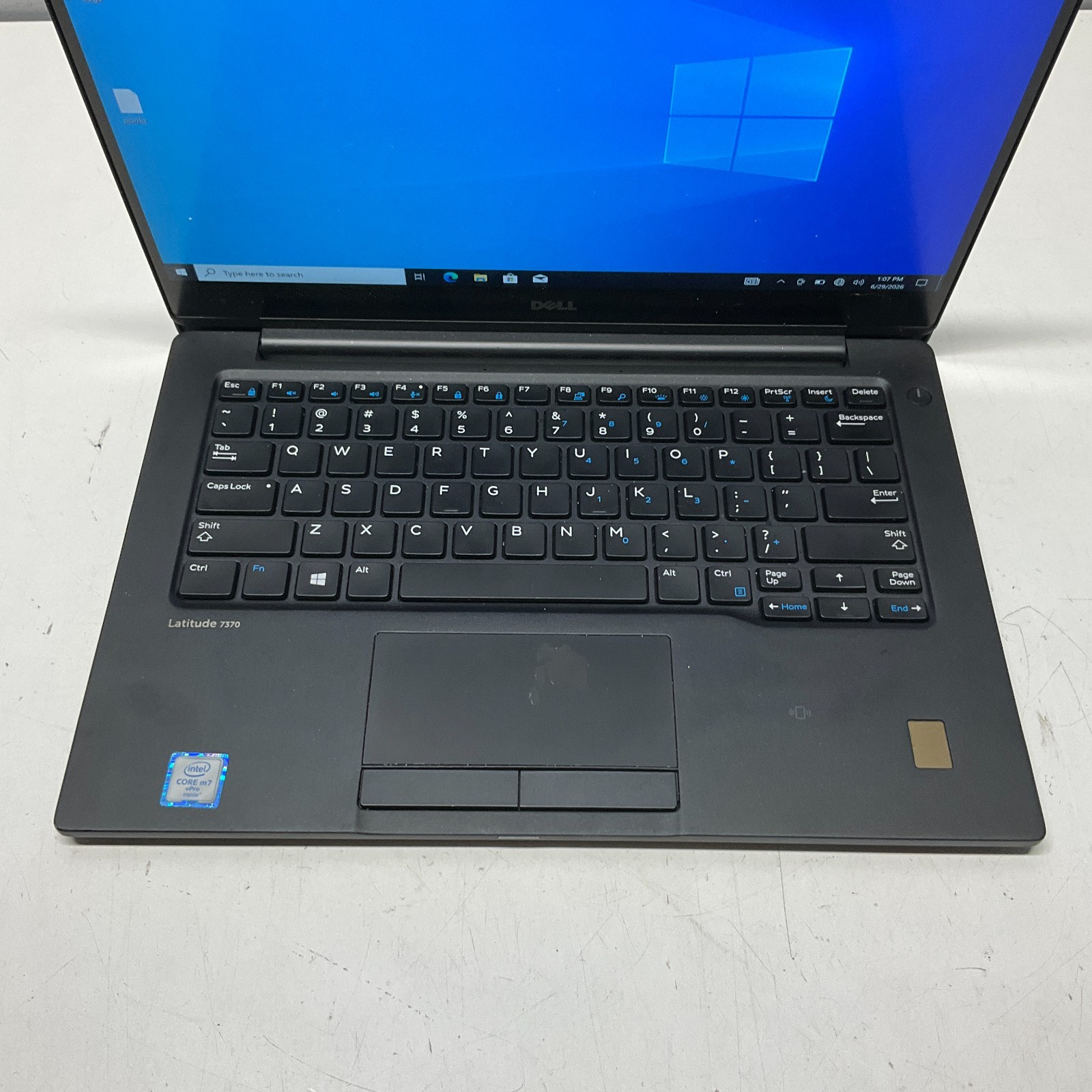 14″ Dell Latitude 7370 Laptop m7-6y75 1.20GHz 16GB RAM 256GB SSD Windows 10 Pro