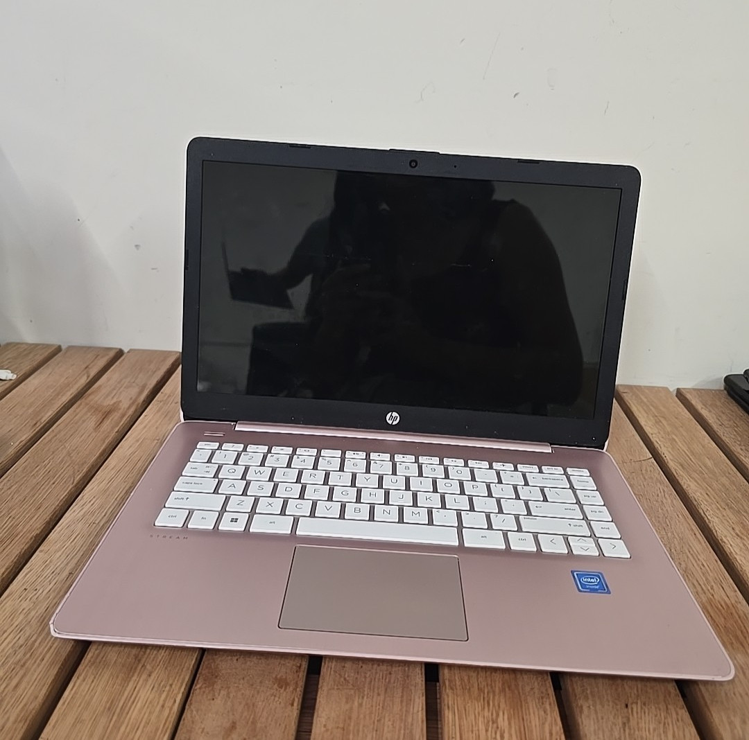 HP Stream 14-cb172wm 14″ PARTS ONLY