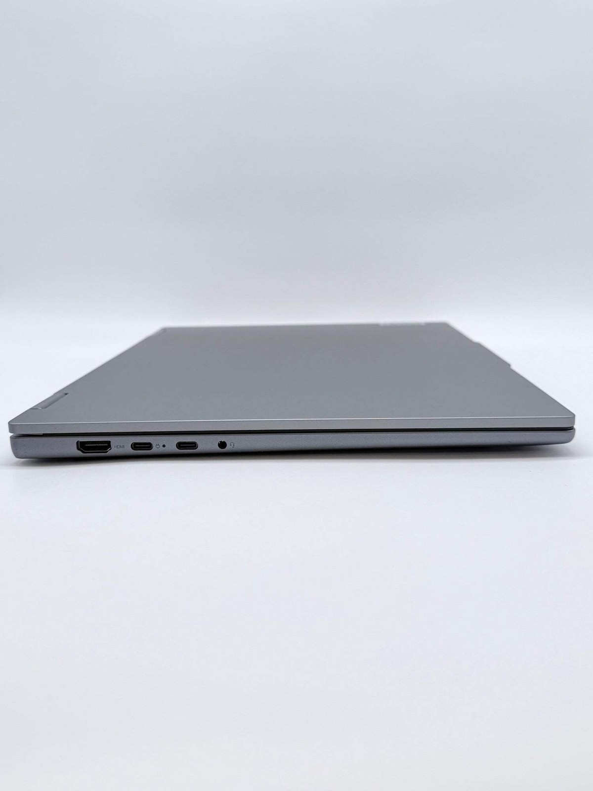 Lenovo IdeaPad 5 2-in-1 16AHP9 16″ Ryzen 7 8845HS 16GB RAM 1TB SSD Windows 11 Gr
