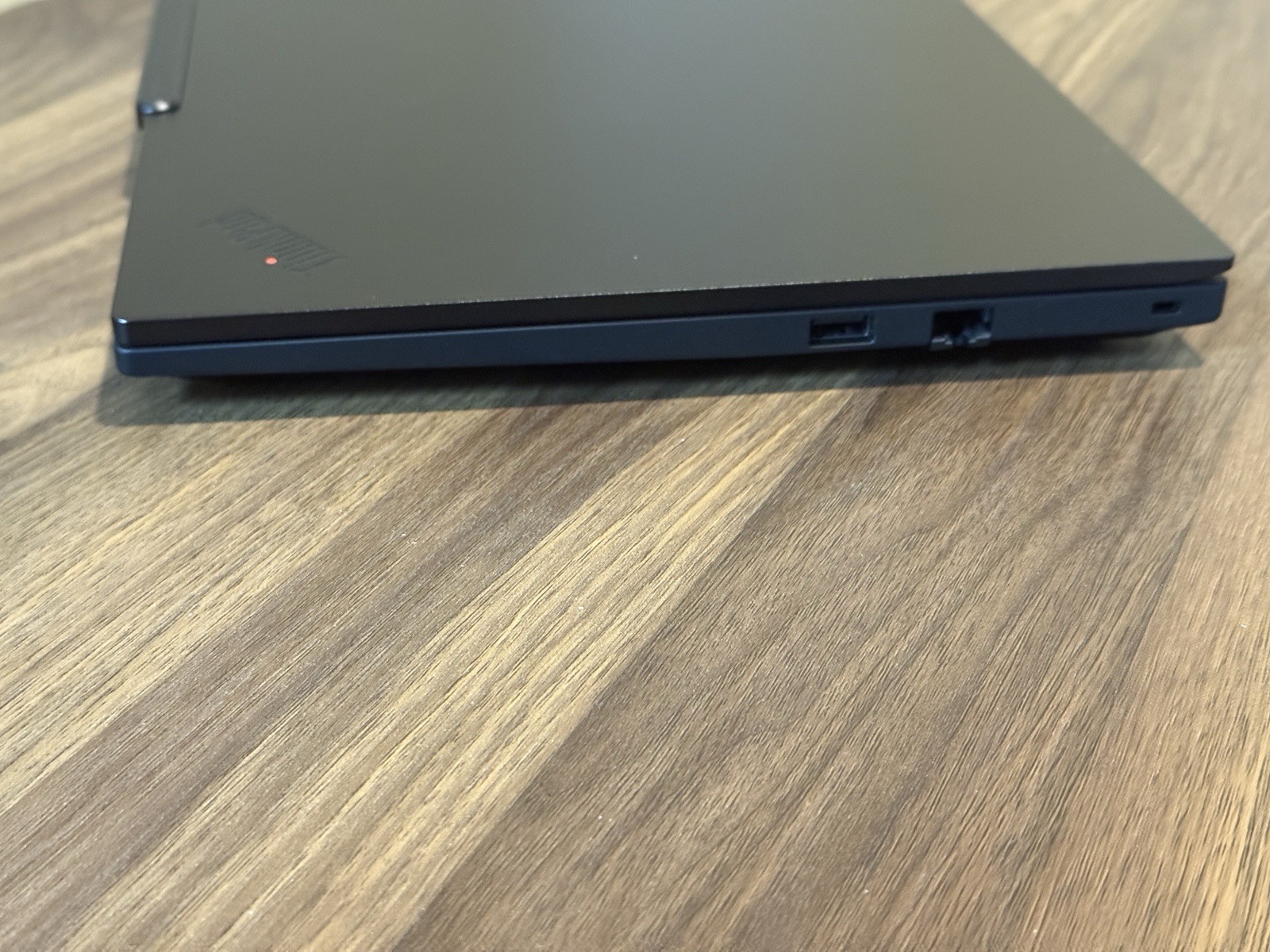 LENOVO ThinkPad P14s Gen 5 WQXGA 2.5k Ultra 7 165H 32GB 512GB SSD RTX 500 Ada