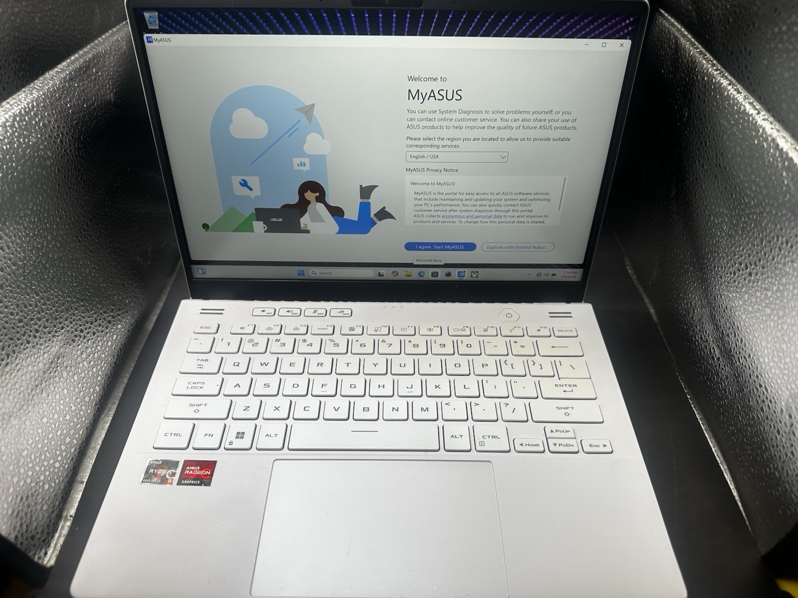 ASUS ROG Zephyrus G14 (GA402RJ) – Ryzen 9 6900HS – 16GB DDR5 – 1TB SSD