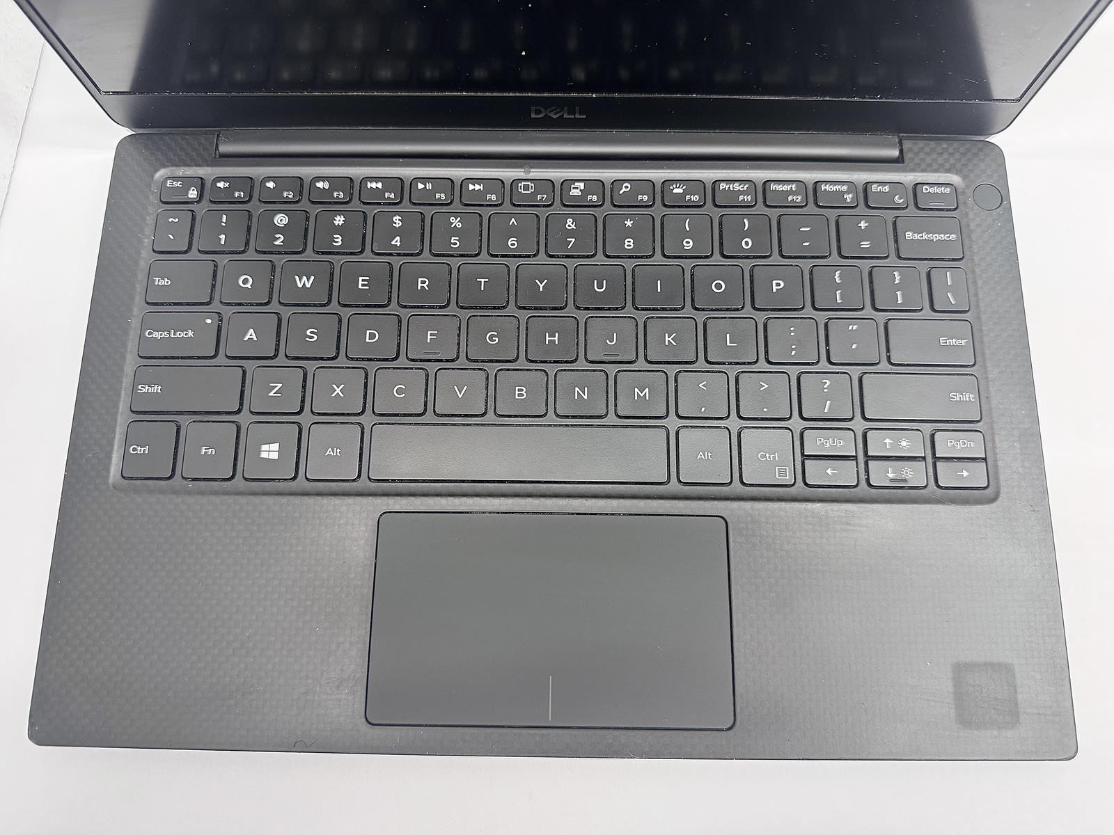 Dell XPS 13 9380, Intel Core i5-8265U CPU @ 1.60GHz, 8GB RAM, 256GB NVMe
