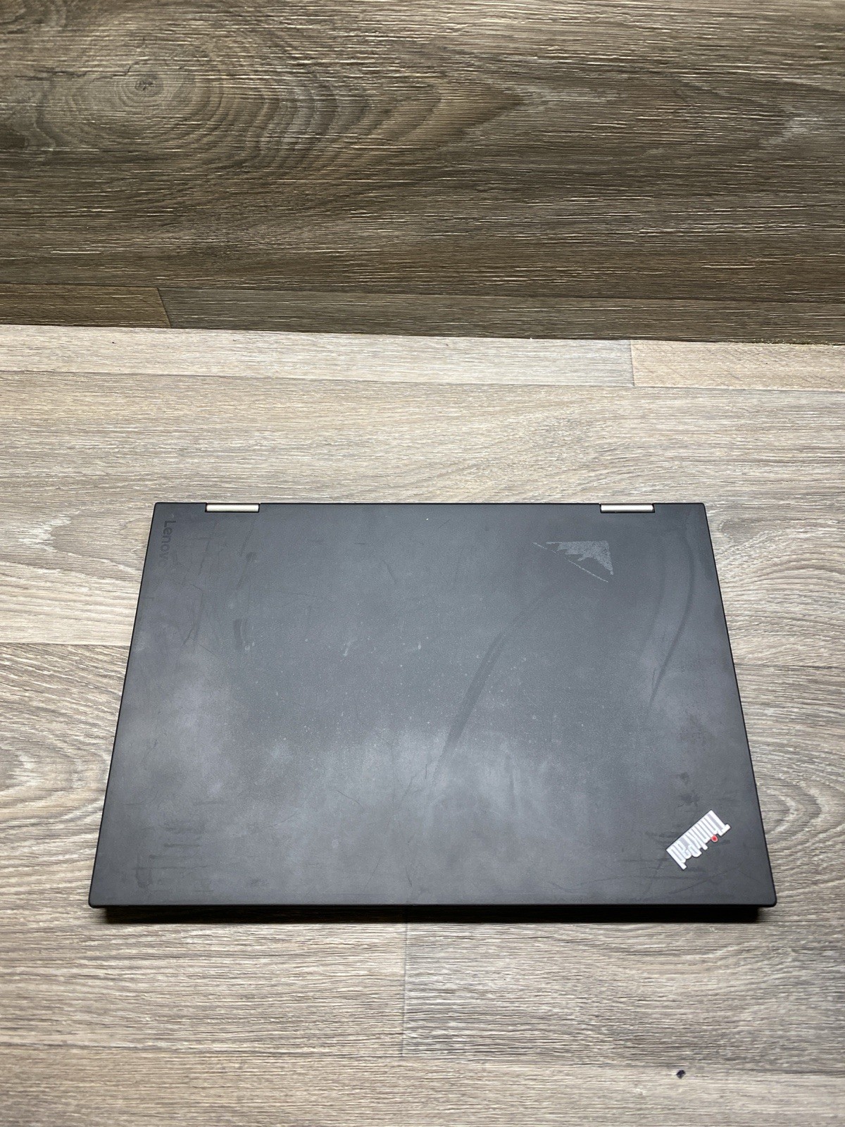 LENOVO ThinkPad X1 Yoga Gen 2 2-in-1 14″ QHD Touch I7-7600U 256GB 8GB laptop