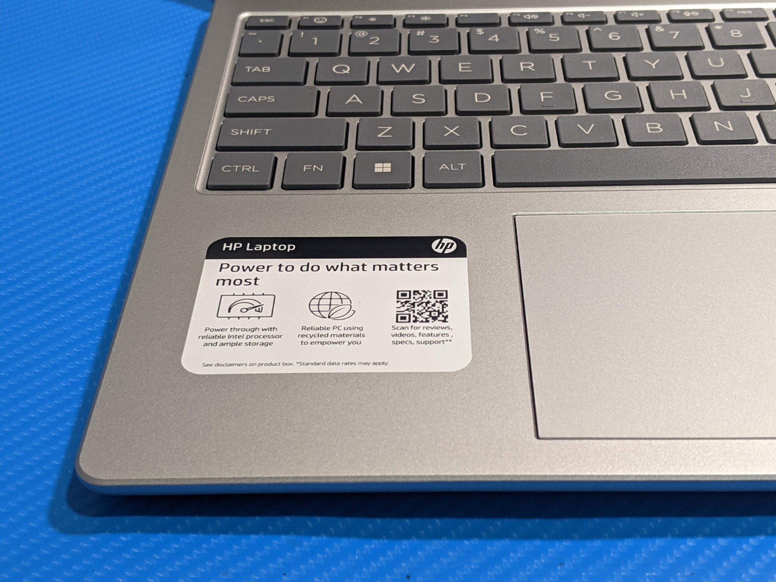 HP 15-fd0107dx 15.6″FHD TOUCH i7-1255U 1.7GHz 16GB 512GB SSD W11Home 98tt +PA