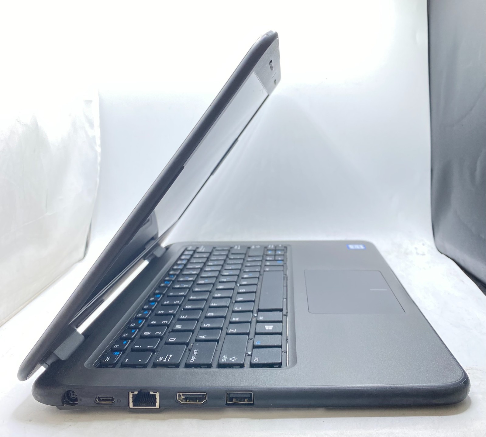 Dell Latitude 3310 13.3″ Laptop Intel Core i5-8265U 1.60GHz 8GB RAM 256GB SSD