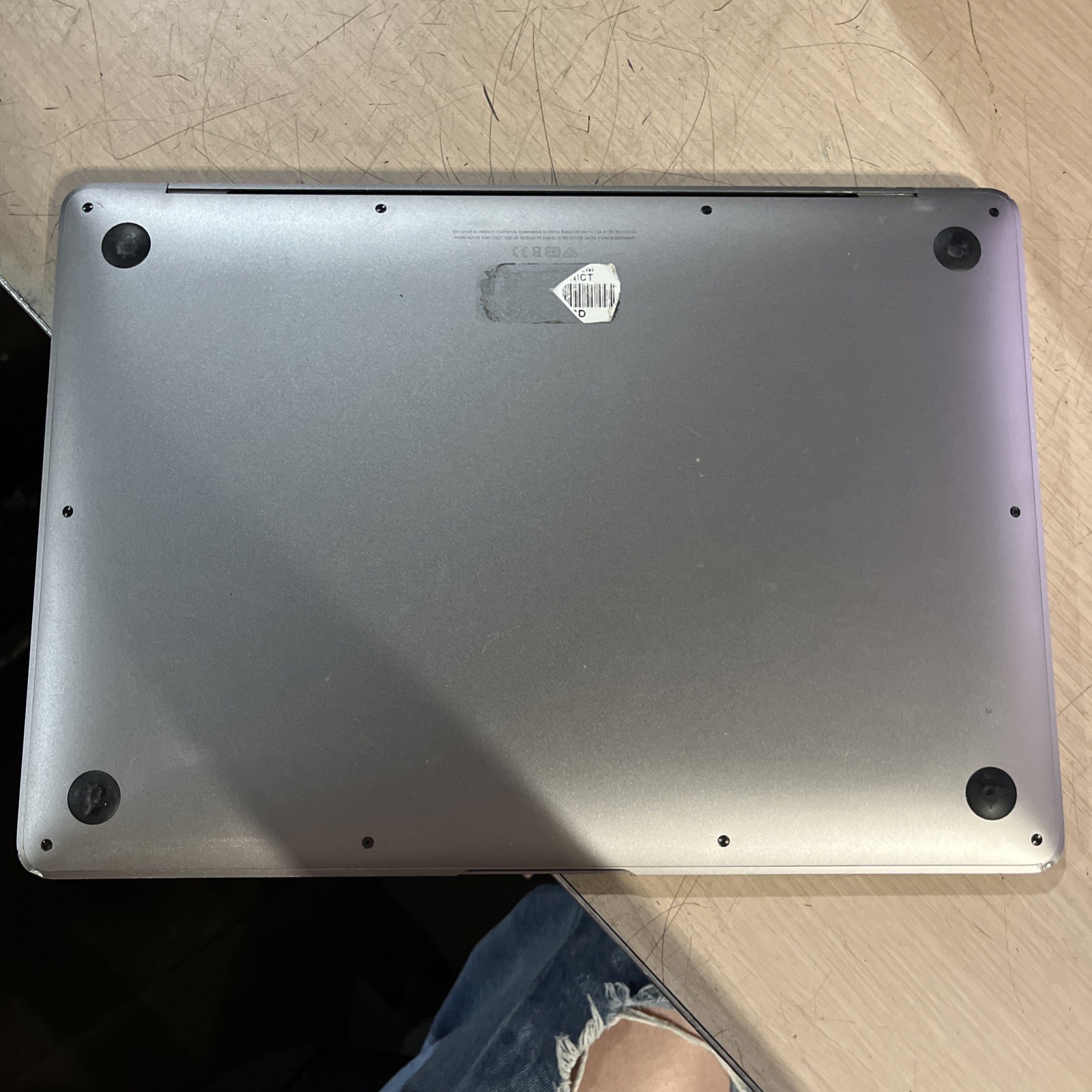 APPLE MACBOOK AIR 13″ SCISSOR, 2020 CORE I3-1000NG4 1.1GHZ 8GB RAM 256SSD