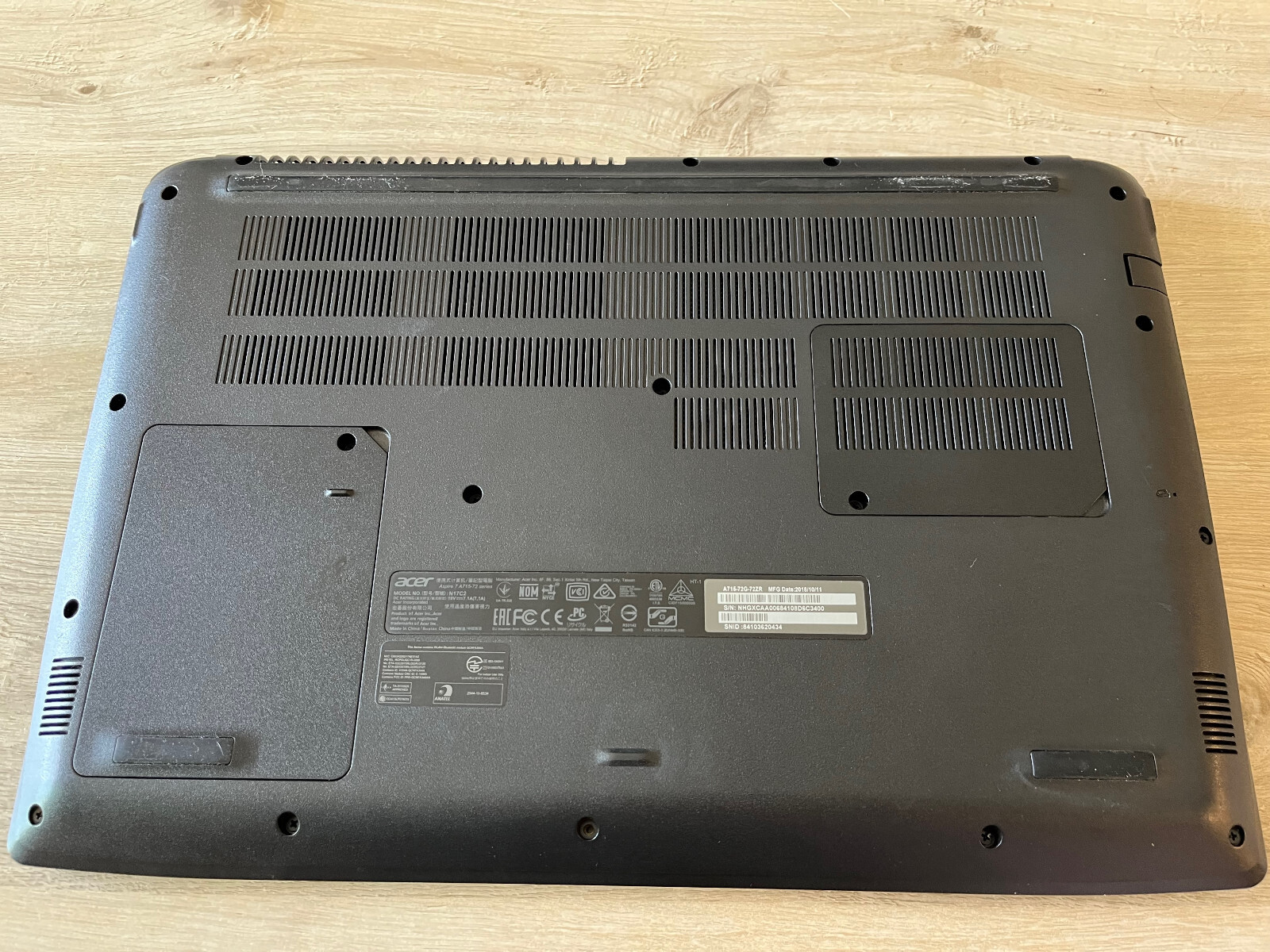 Acer Aspire 7 15.6″ (GTX 1050Ti, 1TB SSD, Intel i7-8750H, 2.2 GHz, 8GB RAM) 2018