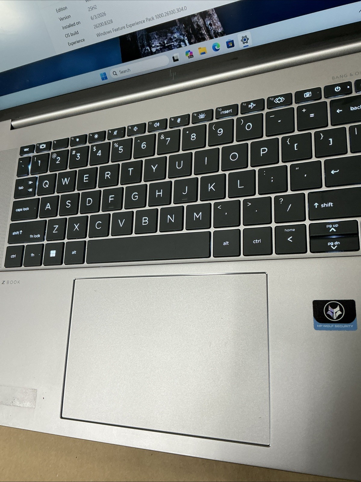 HP ZBook Studio G10 Workstation Laptop PC 16″ i7-13800H 32GB RTX 4070 1TB SSD