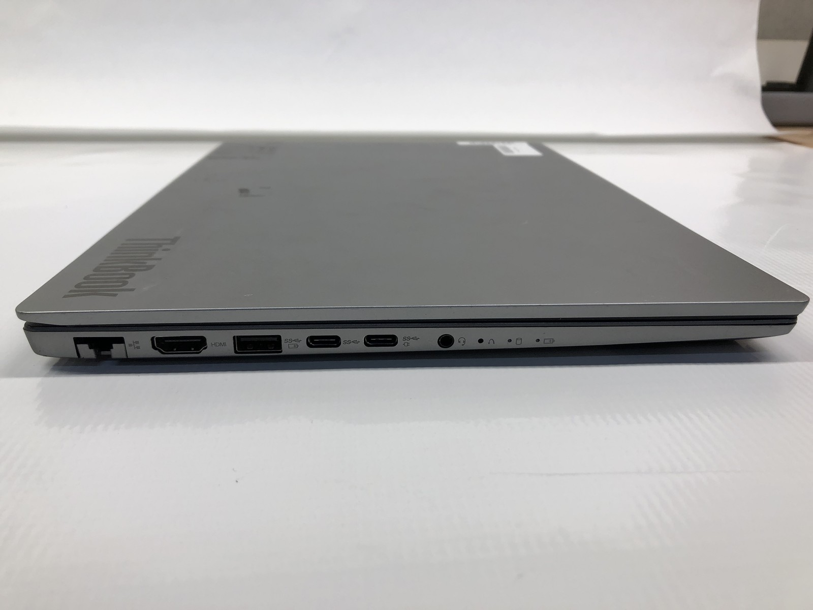 Lenovo Lenovo ThinkBook 14IIL Intel Core i5-1035G1 1Ghz 8GB 250 GB No OS