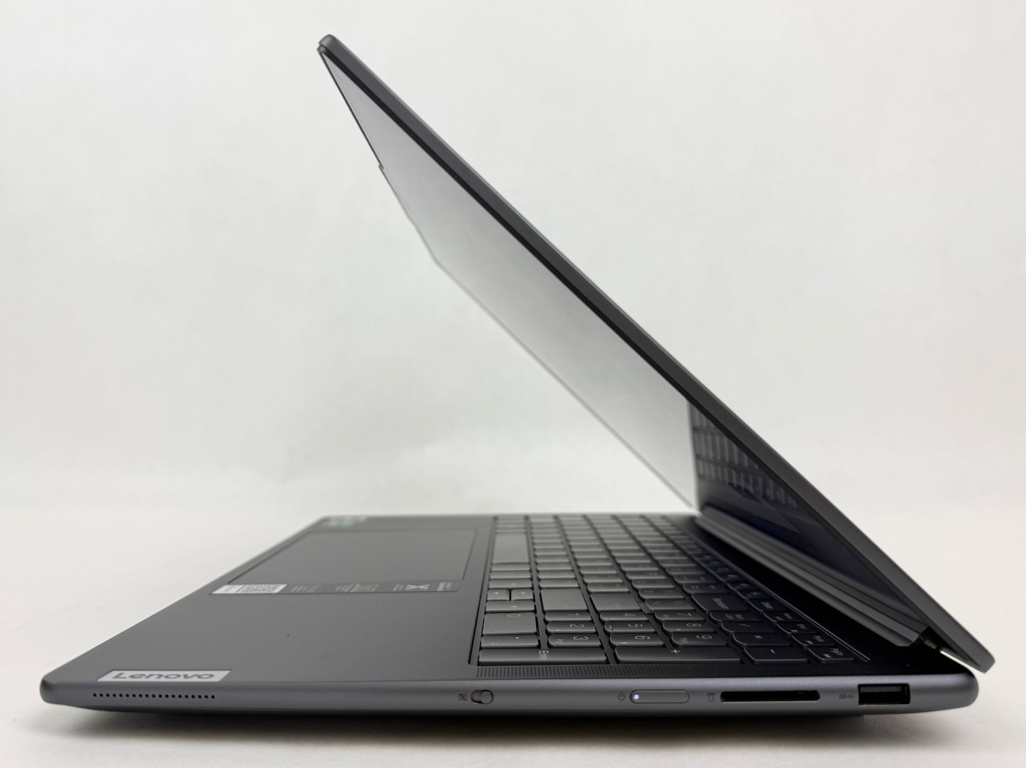 Lenovo Slim Pro 9i 16″ 3.2K Mini LED Touch Core i9-13905H 32GB 1TB RTX 4050 W11H