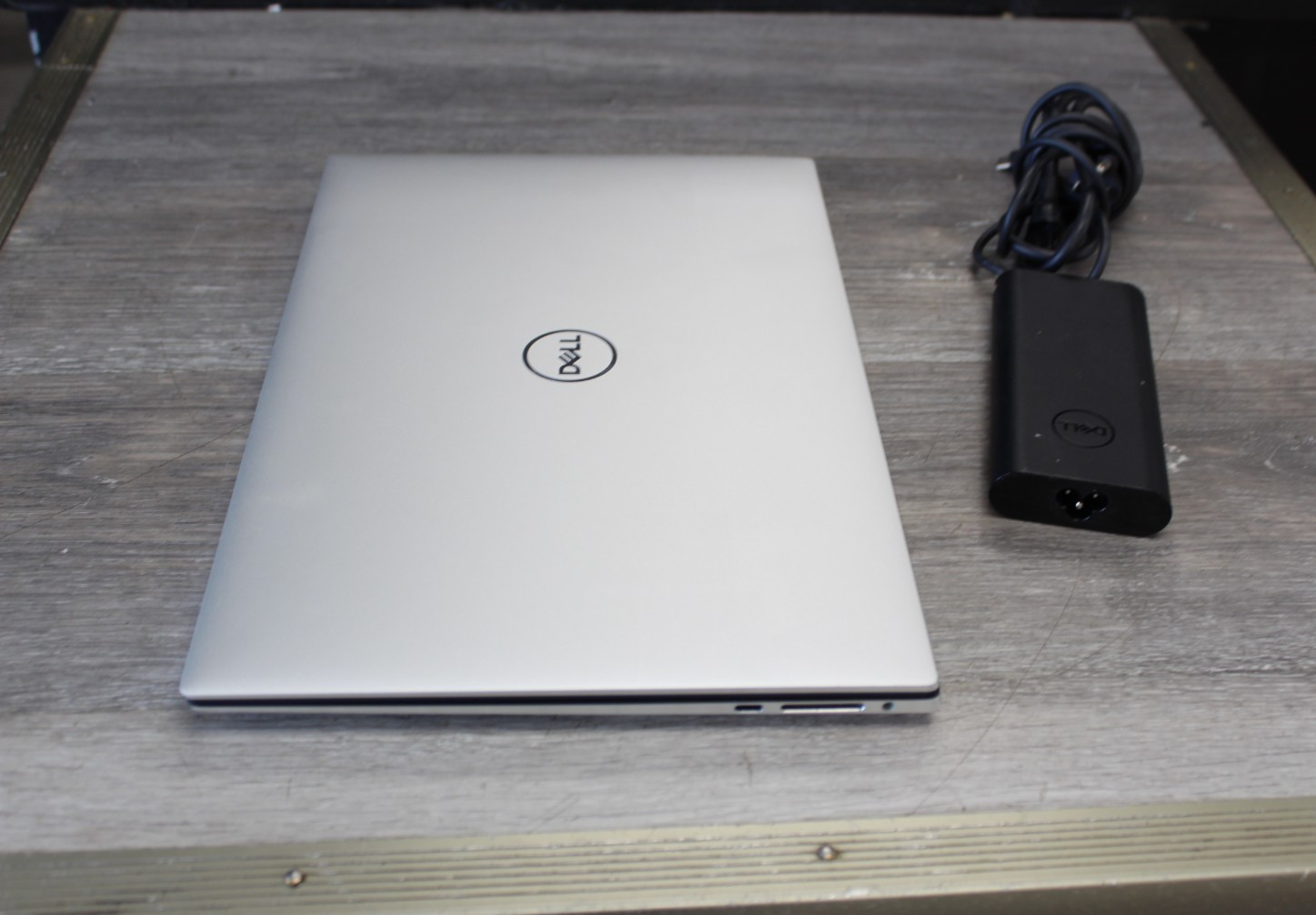 Dell XPS 15 9500 15.6″ Core i7-10750H 32GB 1TB SSD GTX 1650 Ti Win 11 Laptop