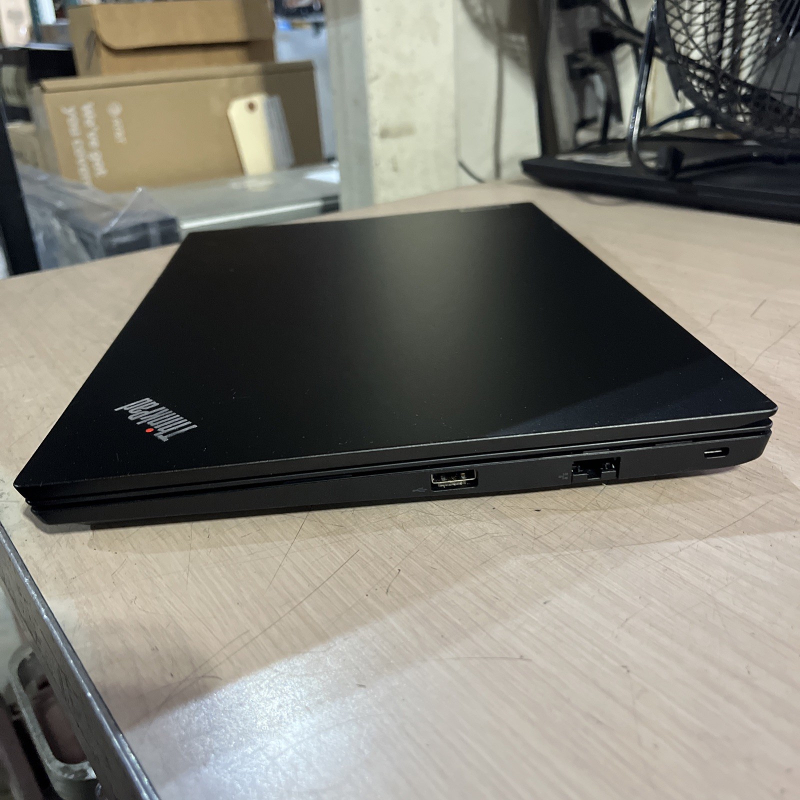 LENOVOT HINKPAD E14 AMD RYZEN 5 4500U 16GB RAM NO HD