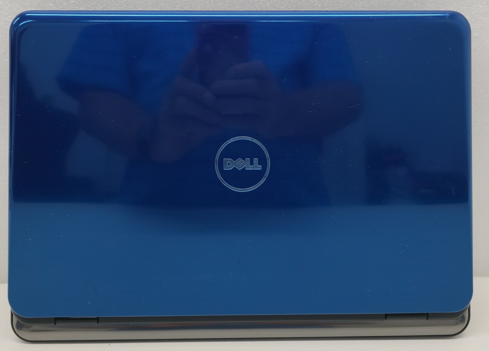 Dell Inspiron N4010 Laptop Intel Pentium P6100 3GB Ram 320GB HDD NO OS (FL)