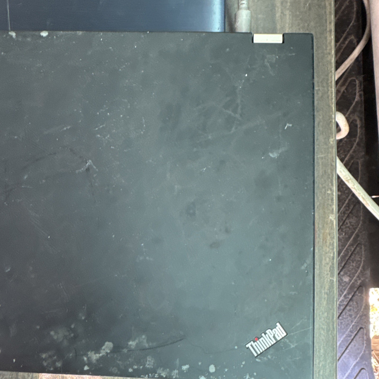 Lenovo ThinkPad T400s P9400 14″ Core 2 Duo 8GB RAM NO BOOT