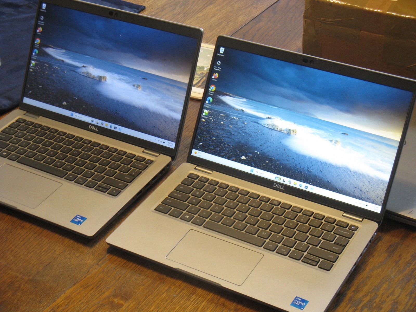 2x Lot Dell Latitude 5420 i5-1145G7 256GB 12GB FHD non-touch TB4 SC IR Cam vPro