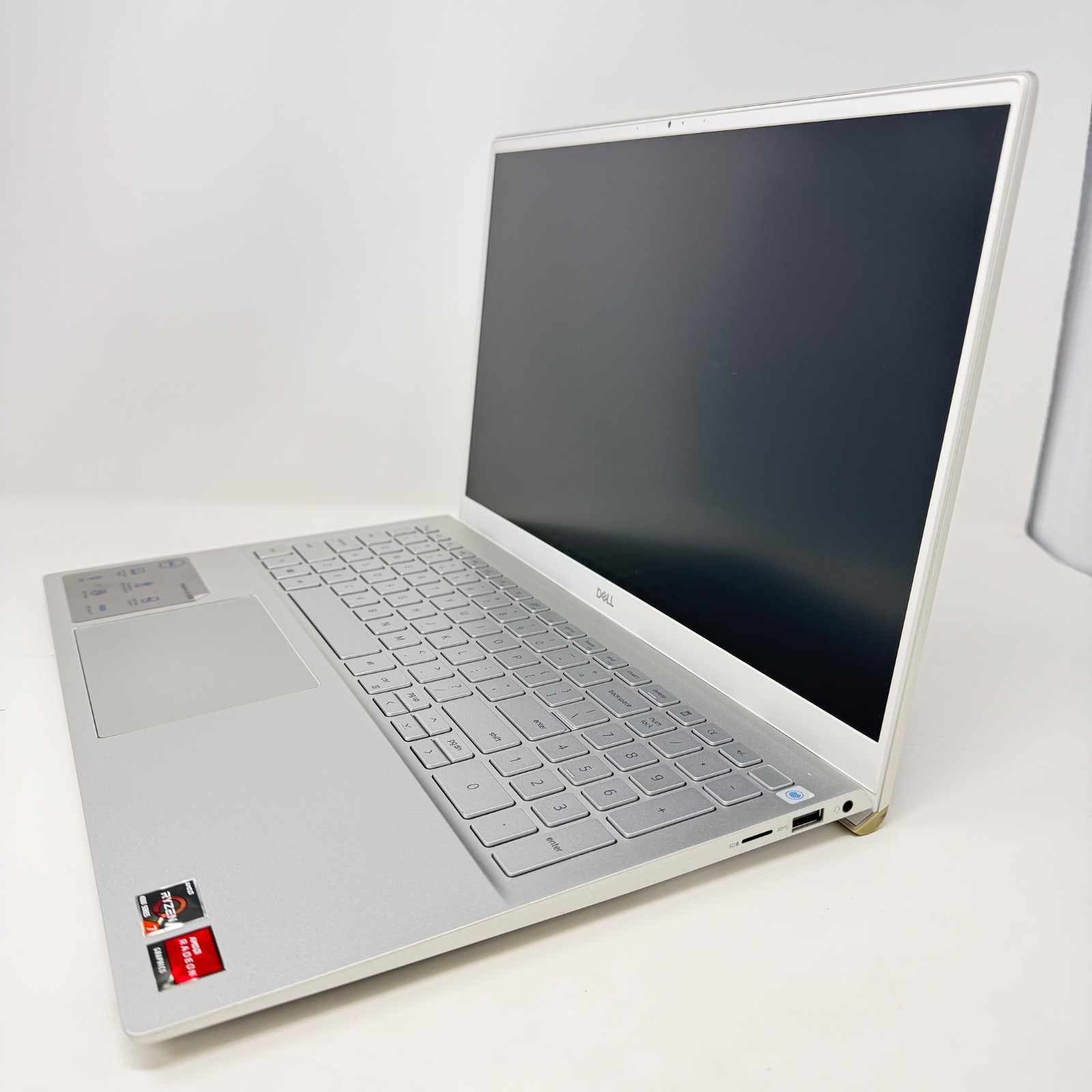 Dell Inspiron 5505 Laptop 15.6″ AMD Ryzen 7 4700U@4.20GHz 8GB RAM | 256GB SSD
