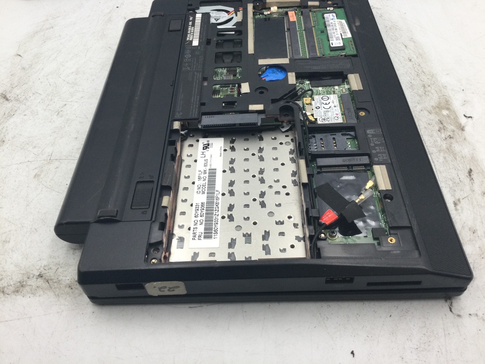 LENOVO THINKPAD X120e – AMD E-240 – 2GB RAM – BOOTS TO BIOS -READ DESCRIPTION-BB