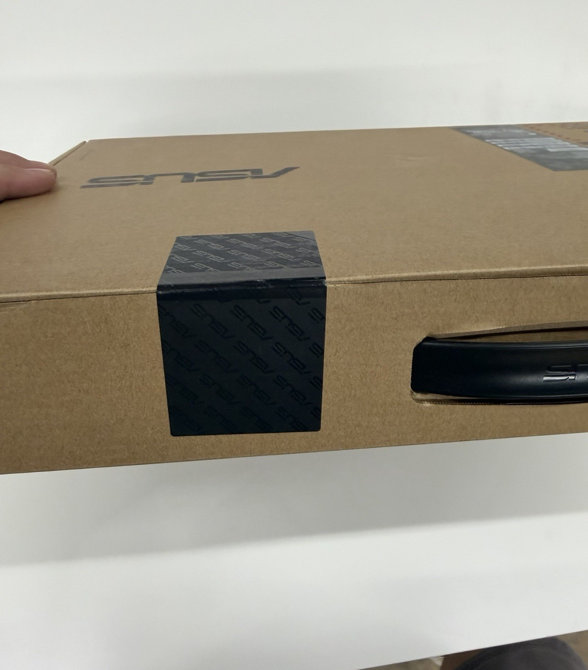 BRAND NEW ASUS CHROMEBOOK C523N 15.6″ (Factory Sealed)