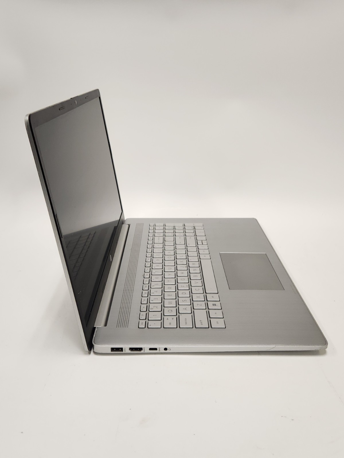 HP Laptop 17-CN2063CL 17.3″ Laptop i5-1235U 1.3GHz 8GB RAM 256GB SSD W11P