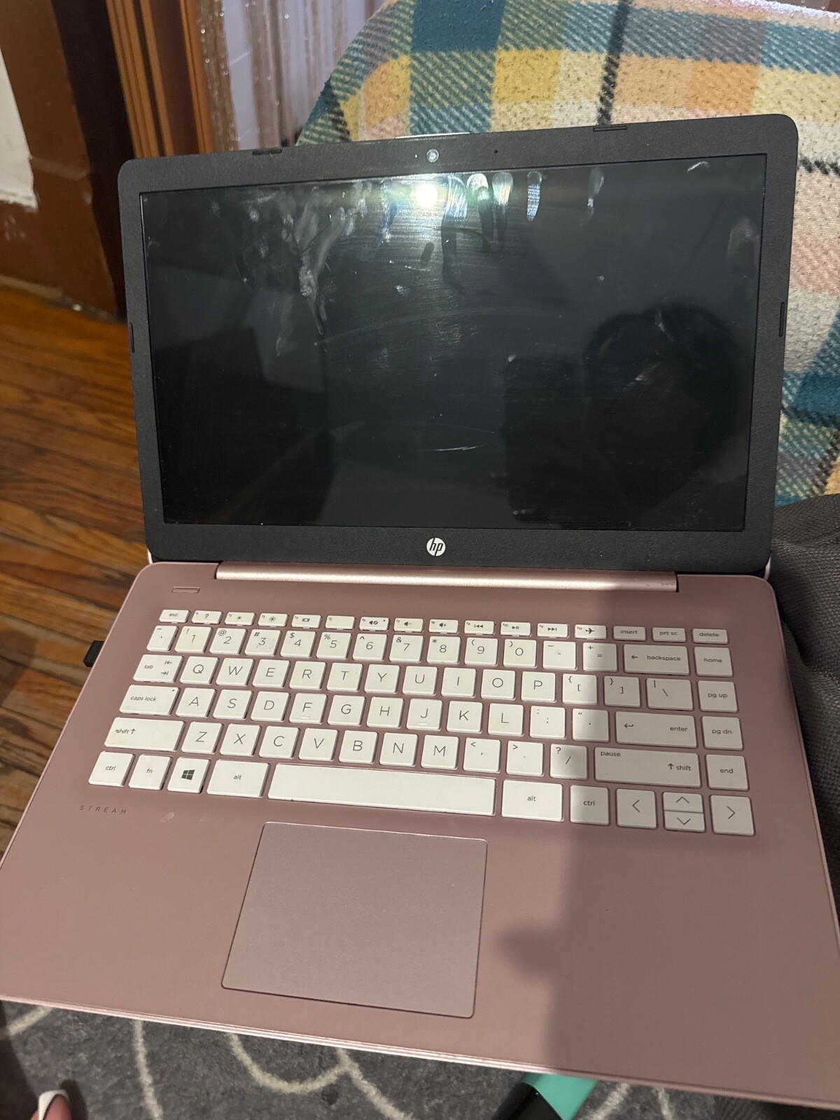 HP Stream 14-cb172wm 14″ (64 GB, Intel Celeron N4000, 1.10 GHz, 4 GB) Laptop…
