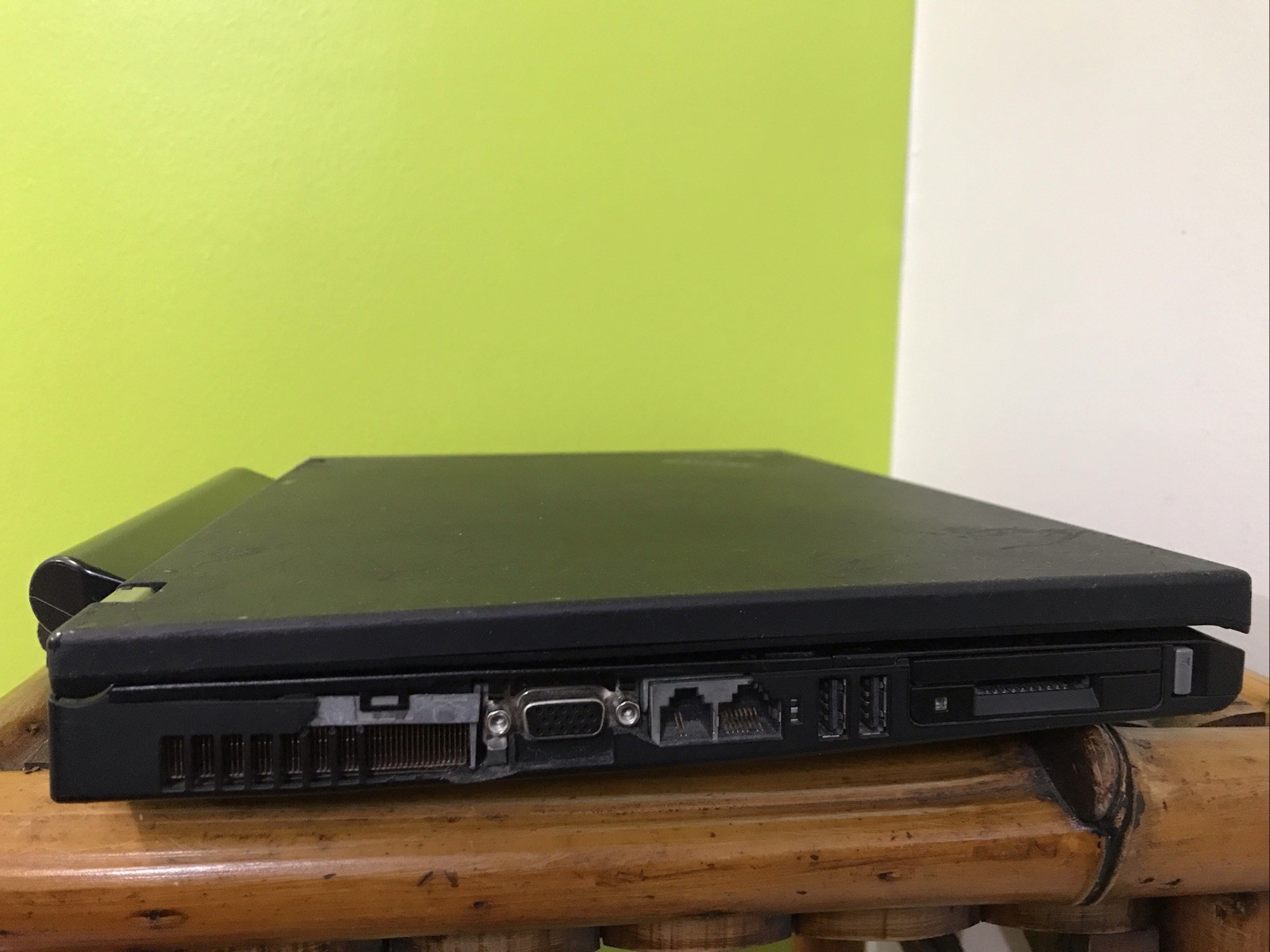 IBM Lenovo ThinkPad T61 14″ LCD T7300 2.00GHz 2GB RAM 112GB HDD Windows 10 PRO