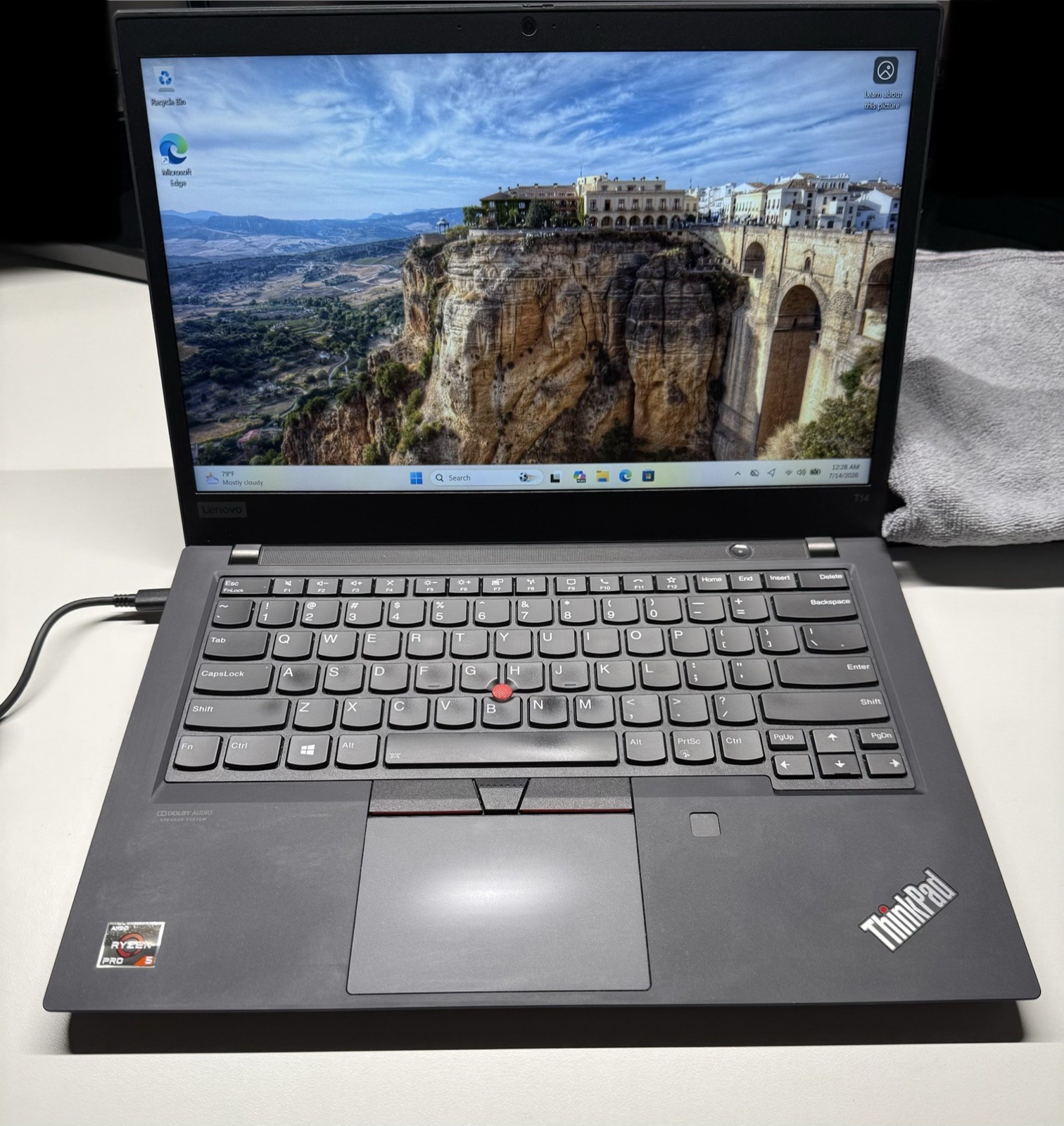 Len ThnkPad T14 Gen 1 AMD Ryzen 5 PRO 4650U 16GB 512GB SSD 14″ W11P cycle:136