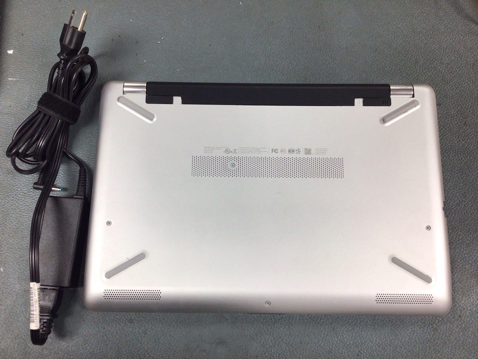 HP Notebook – 15z-bw000 Gaming Laptop AMD A9 Radeon R5 | 8GB | 1TB HDD | NO OS