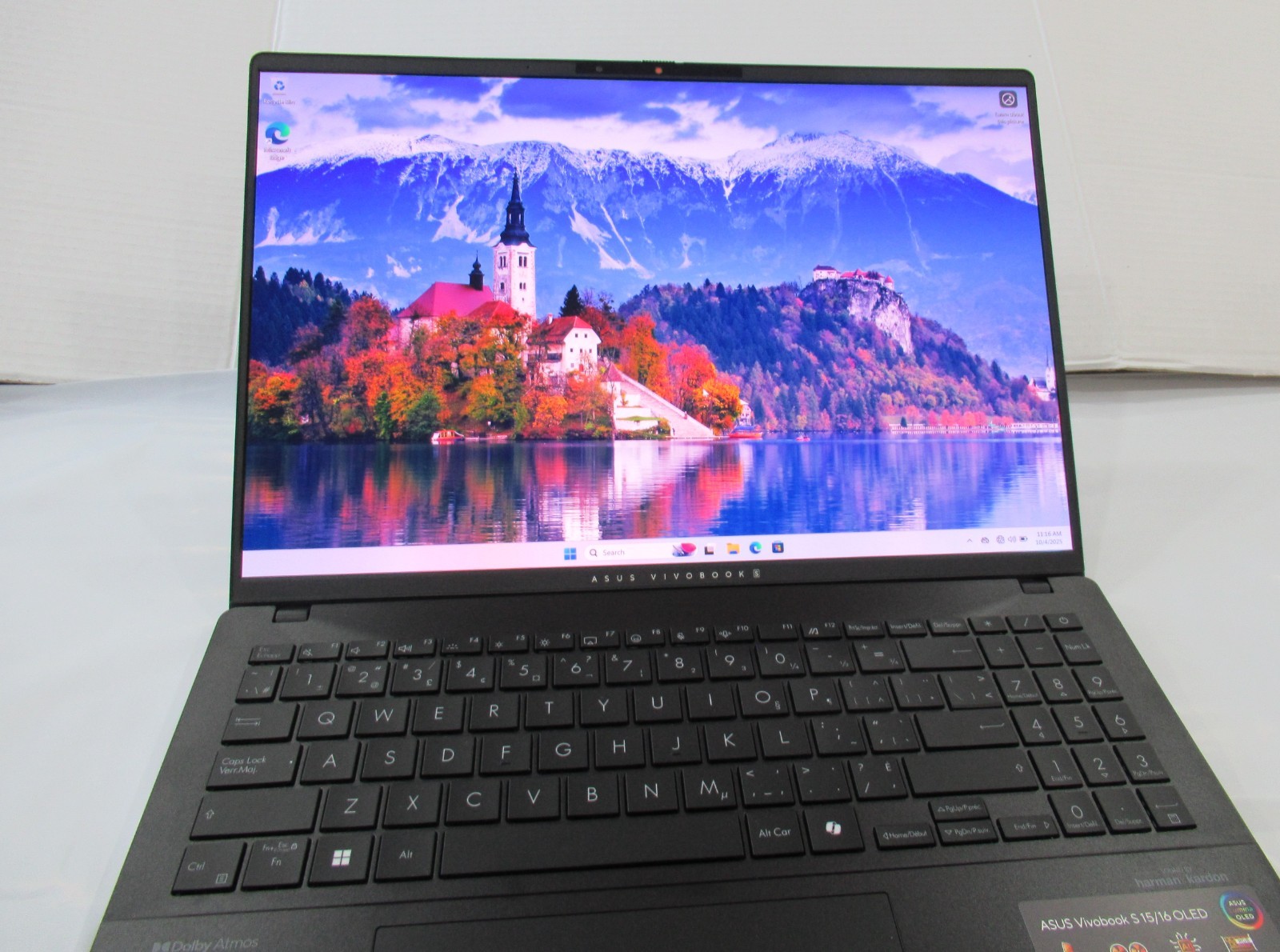 ASUS Vivobook S 16 OLED 16″ Laptop – Neutral Black Intel EVO Ultra 9 – 185H/16G