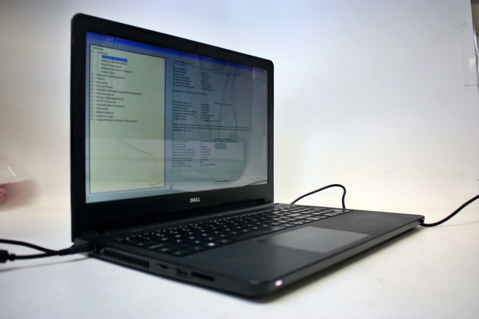 Dell Inspiron 5566 I3-7100U 8GB Ram 15.6″ HD Display